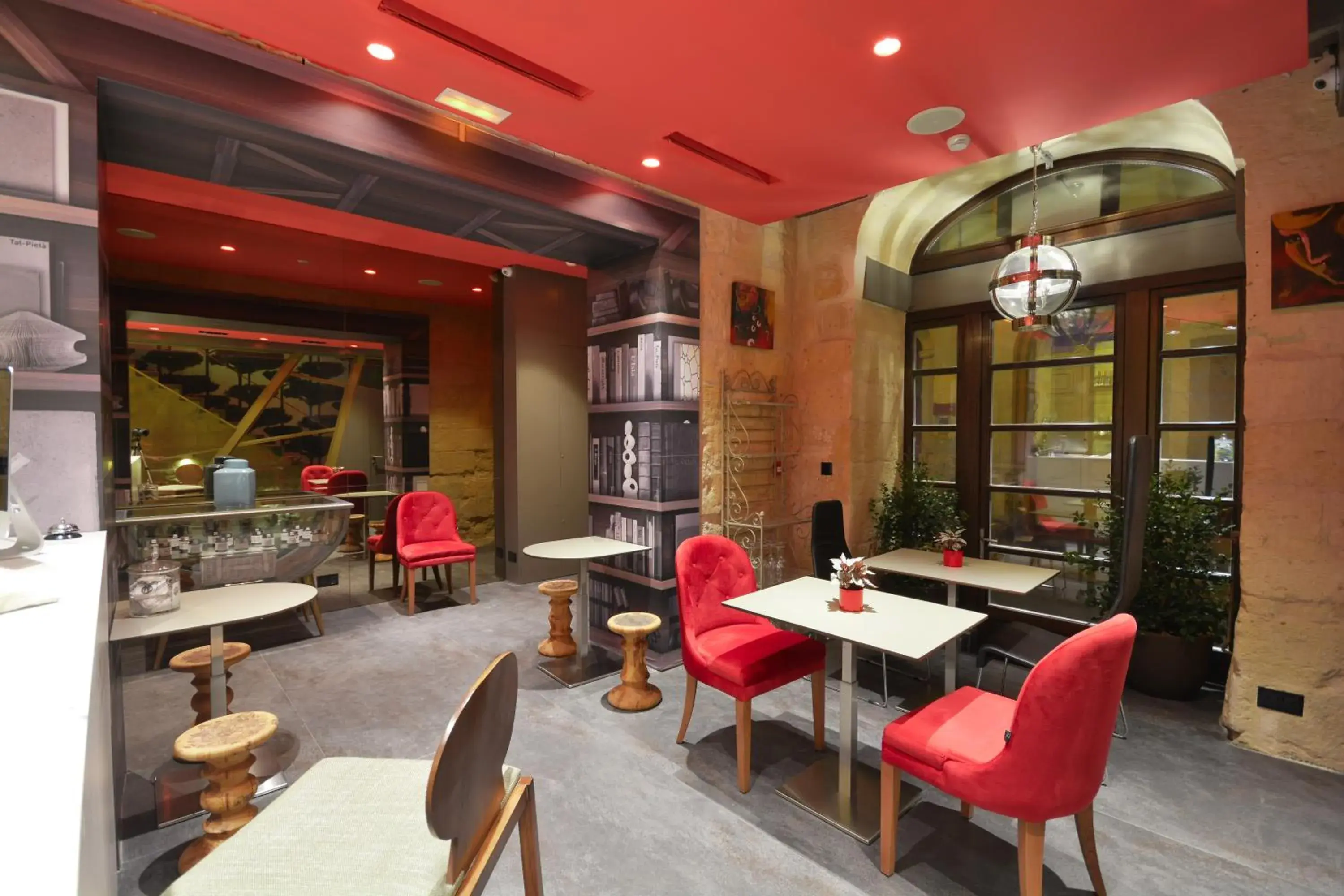 Lobby or reception in The Vincent Boutique Suites Lobby or reception in The Vincent Boutique Suites