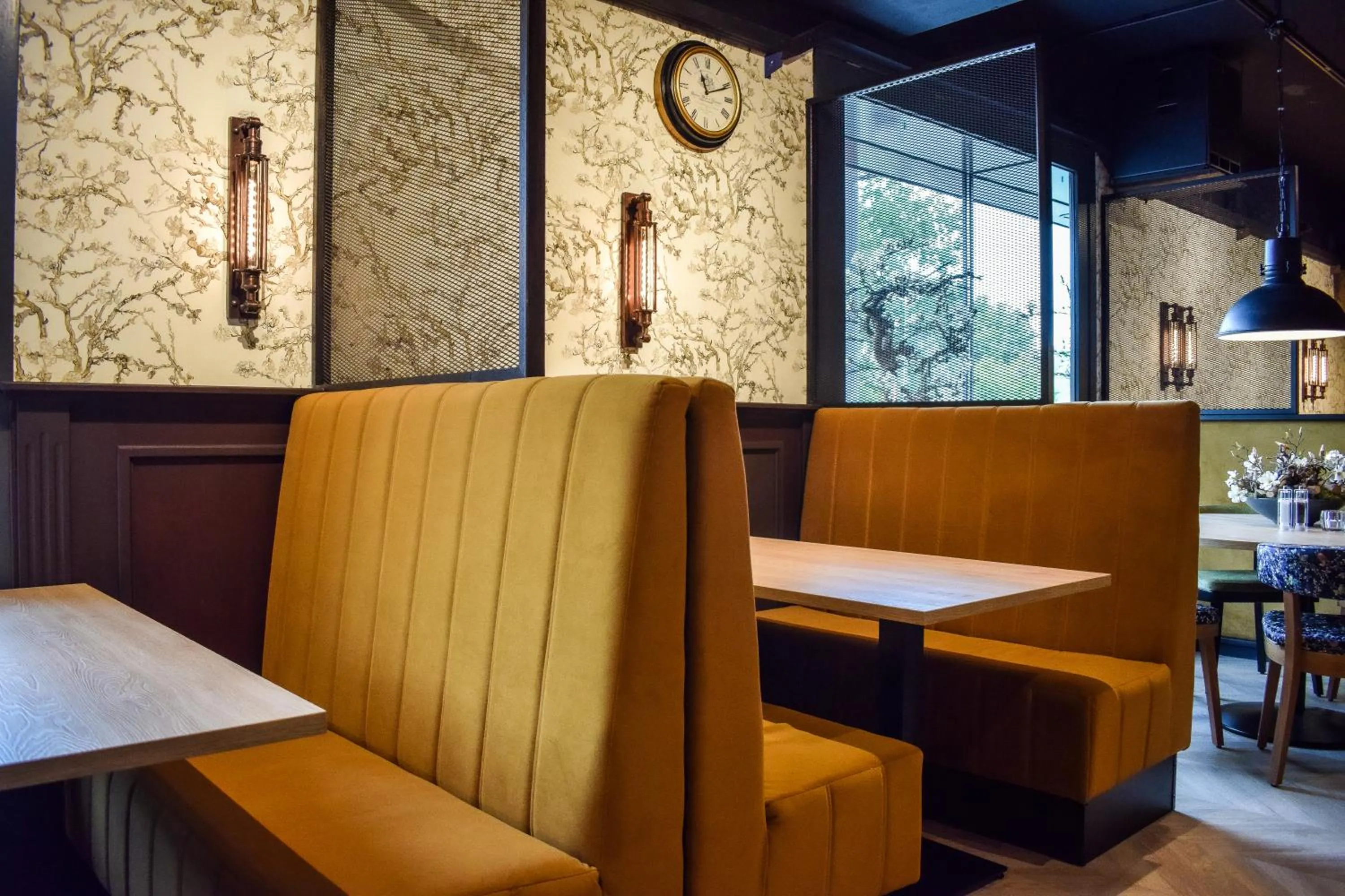 Restaurant/places to eat in De Borgh