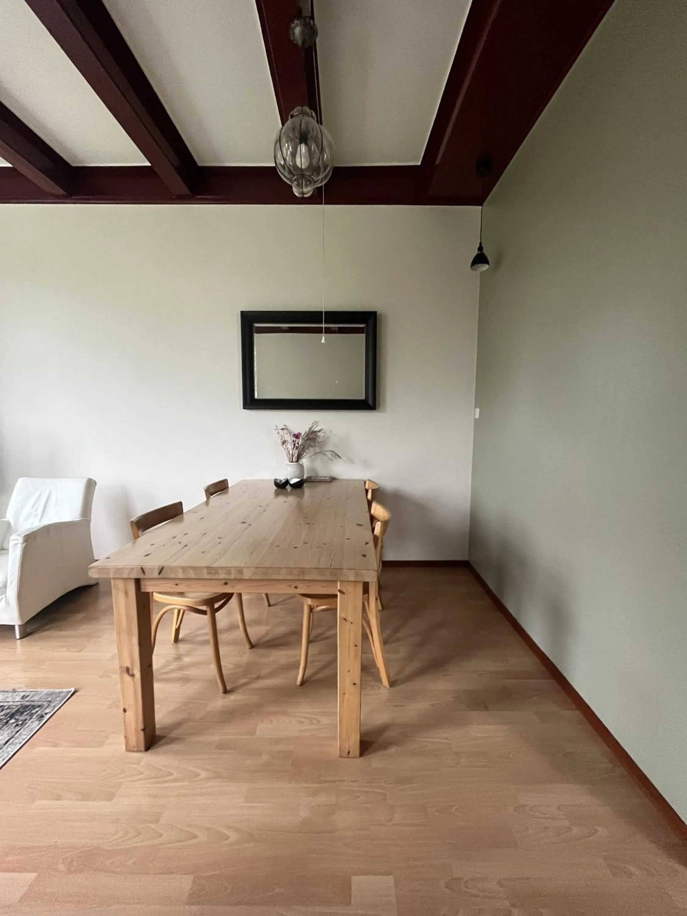 Dining area in Vakantiehuisjes Marsherne