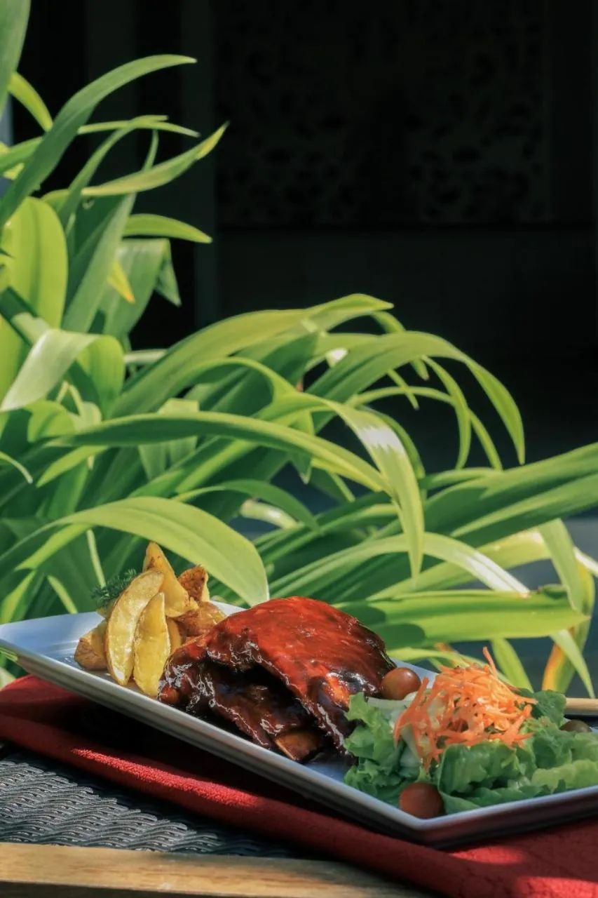 Restaurant/places to eat in Argya Santi Suite and Villas