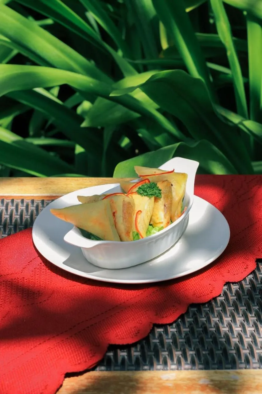 Restaurant/places to eat in Argya Santi Suite and Villas