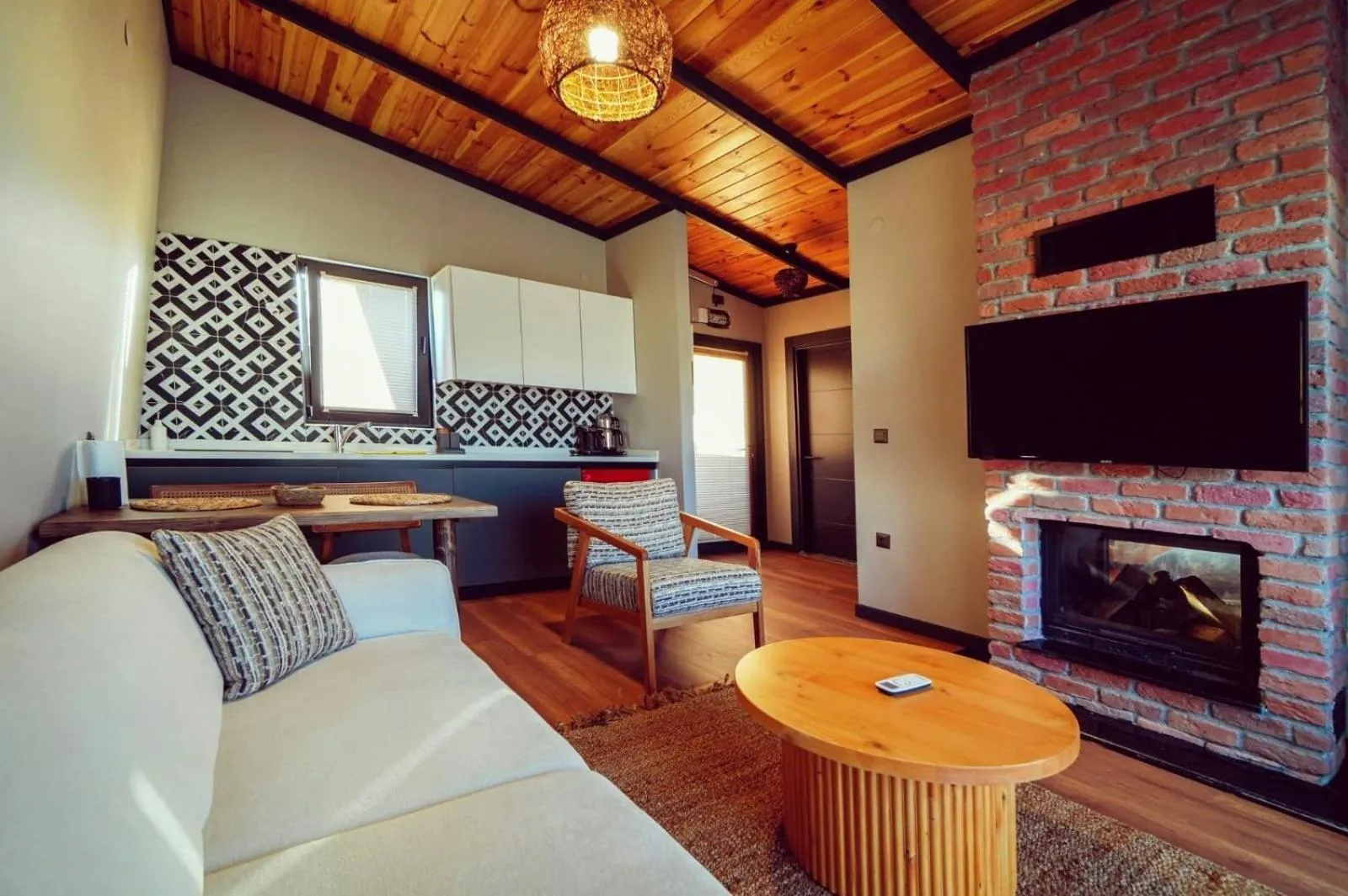 Living room in Vital Göl Sapanca Özel Havuzlu Bungalov & Villa