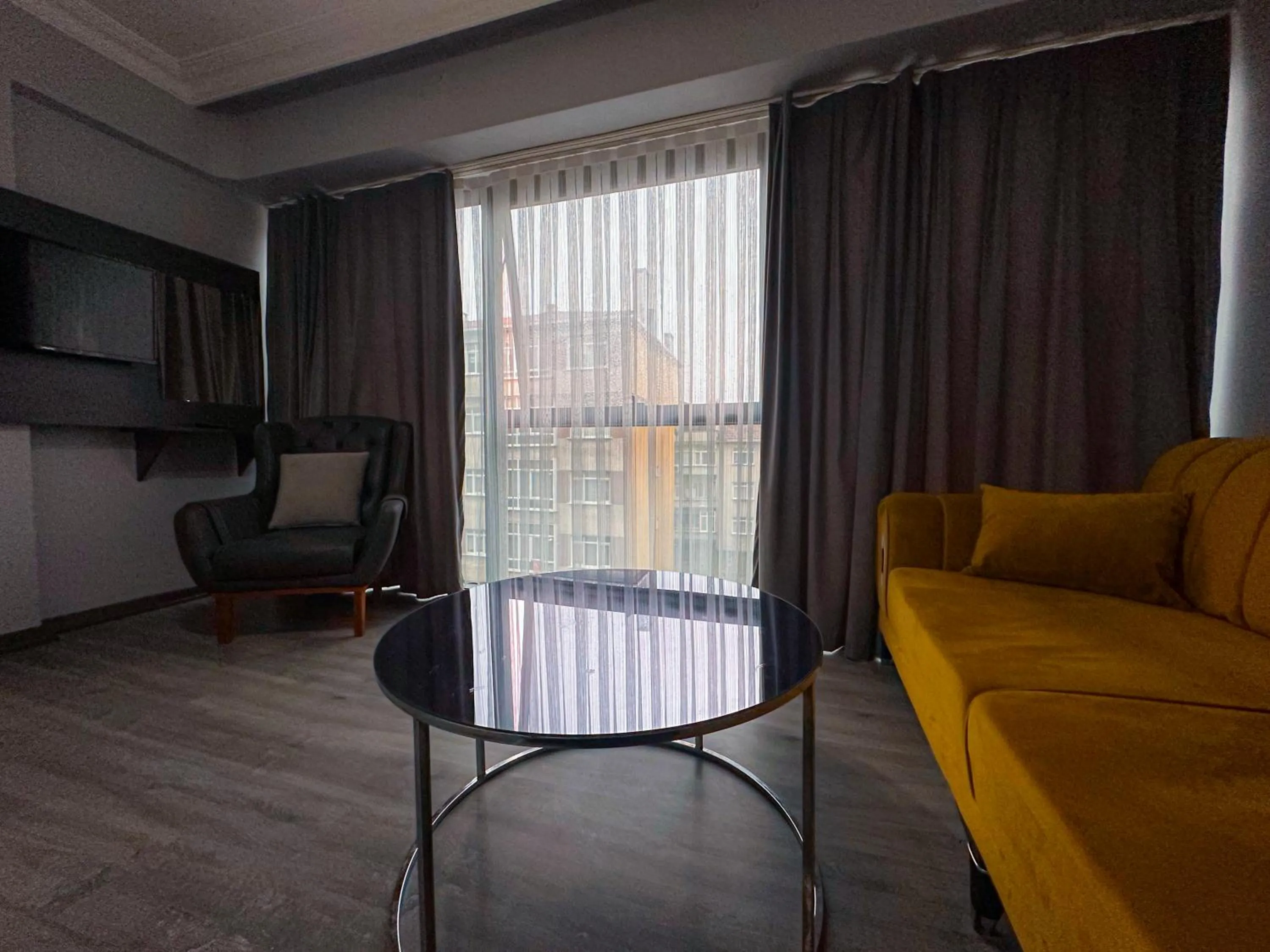 Bathroom in Liza Suit Hotel