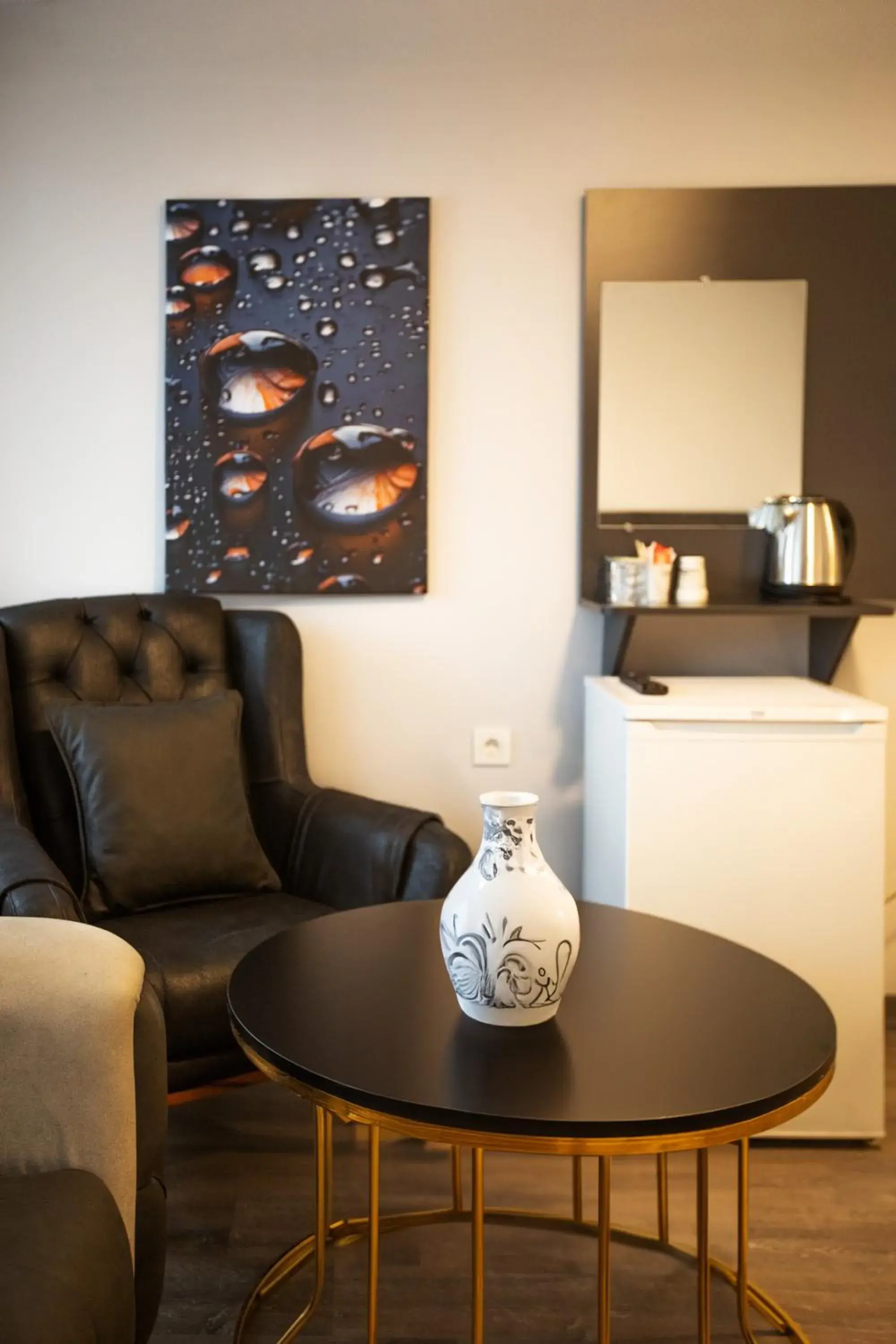 Coffee/tea facilities in Liza Suit Hotel Coffee/tea facilities in Liza Suit Hotel