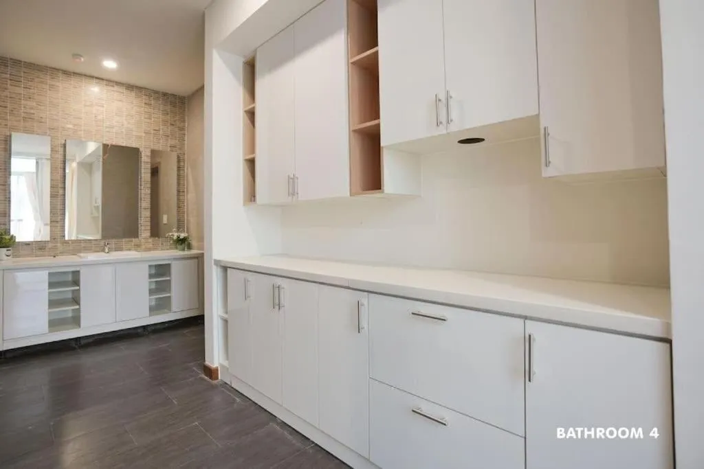 Modern & Charming Penthouse 5BRs in Da Nang Center