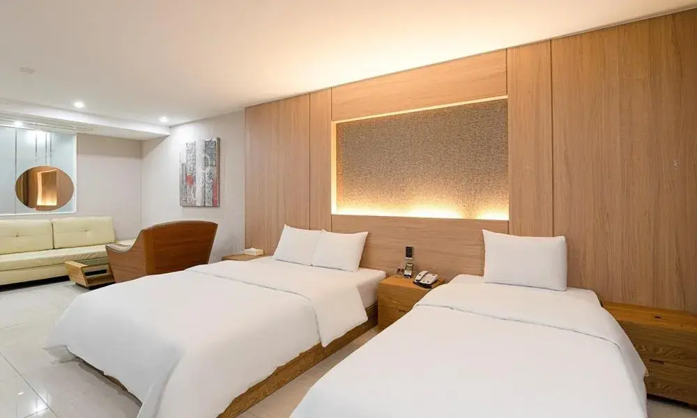 Photo of the whole room in Hotel The One Photo of the whole room in Hotel The One