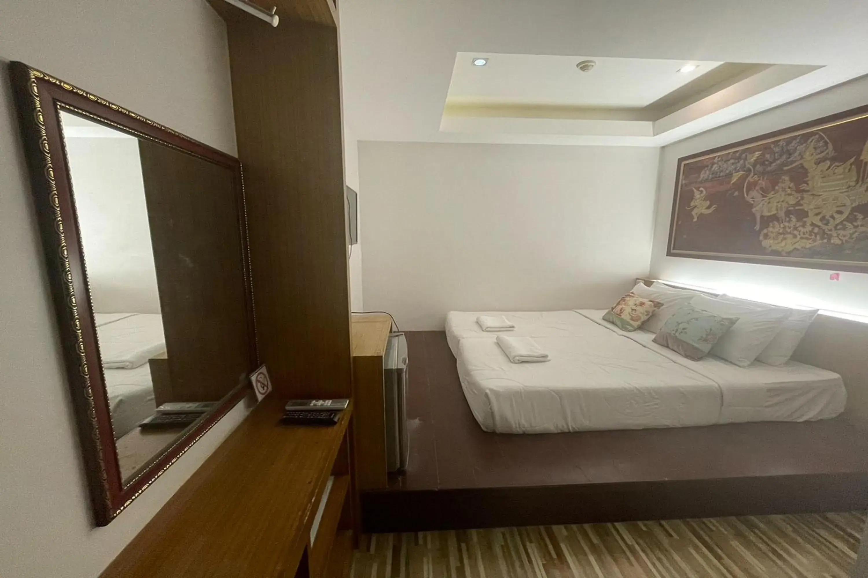 Photo of the whole room in Landmark Patong Hotel Photo of the whole room in Landmark Patong Hotel