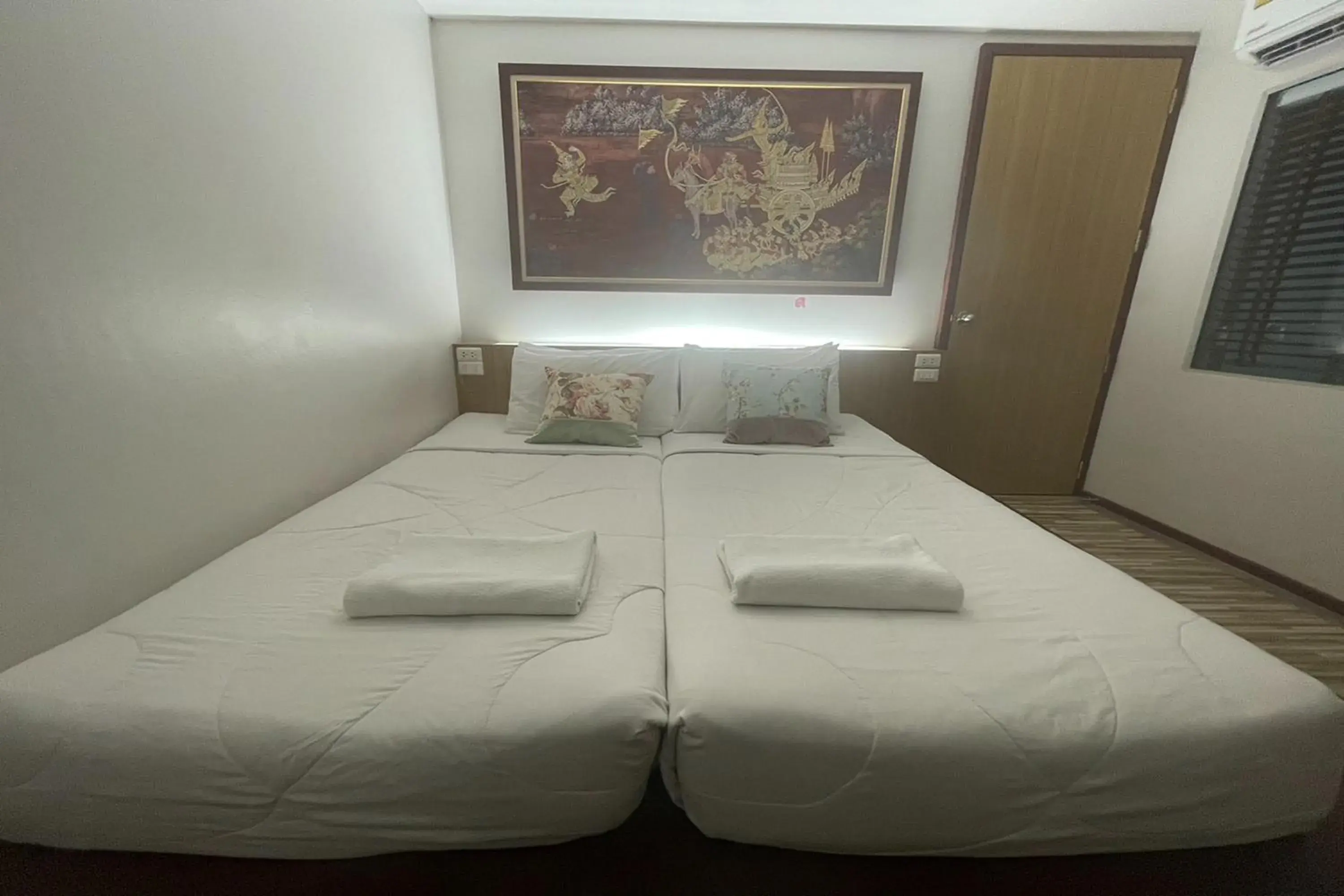 Bed in Landmark Patong Hotel Bed in Landmark Patong Hotel