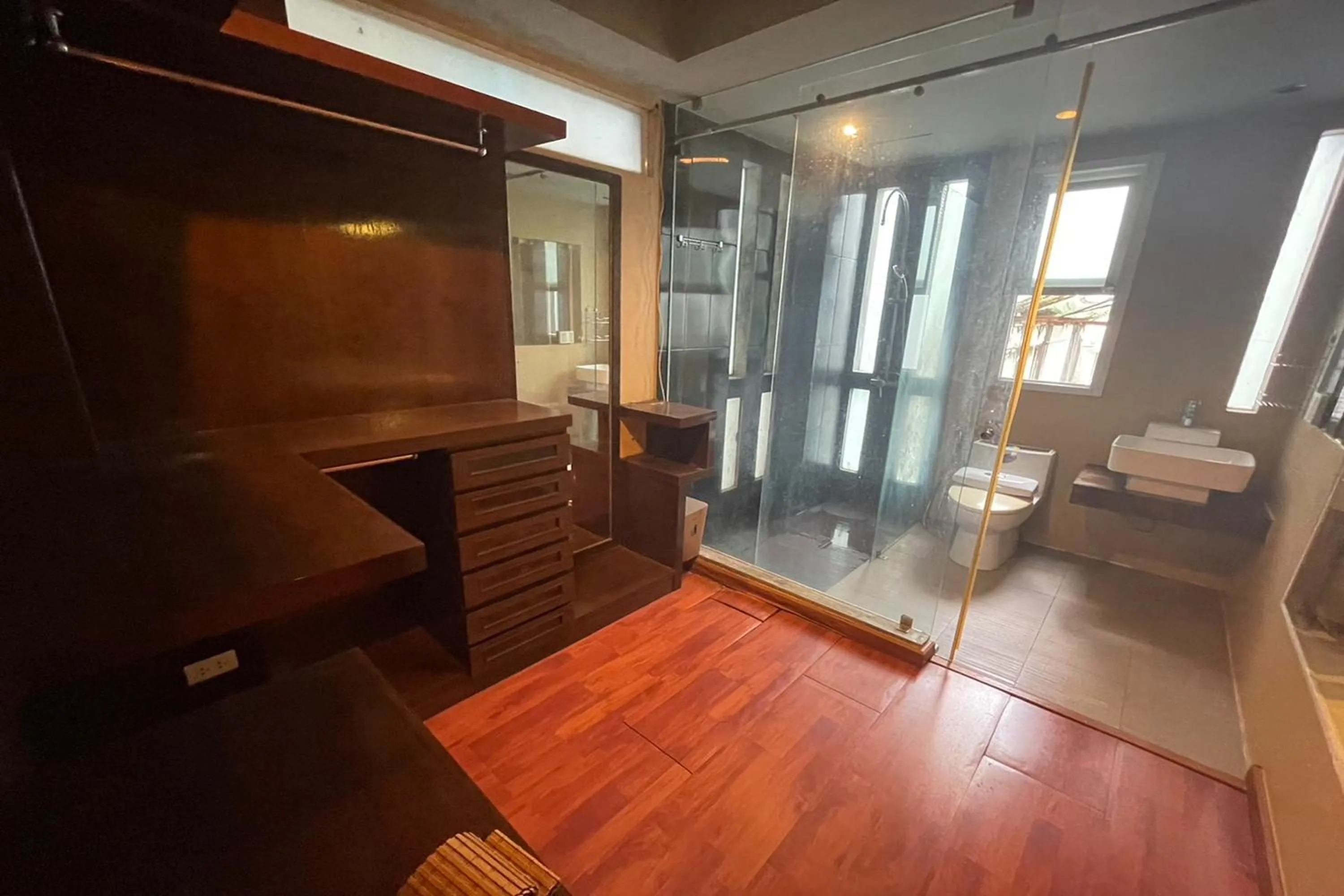 Bathroom in Landmark Patong Hotel