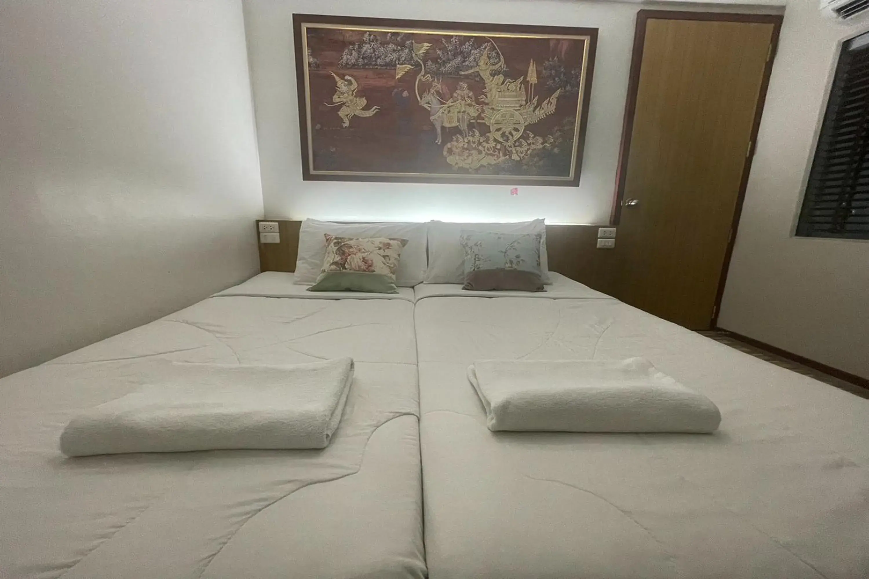 Bed in Landmark Patong Hotel Bed in Landmark Patong Hotel