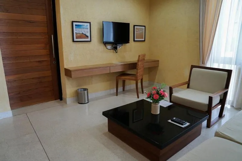 Communal lounge/ TV room in Serene Phla Resort and Restaurant
