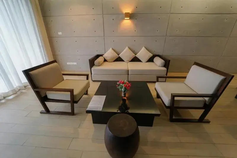 Junior Suite with Sea View in Serene Phla Resort and Restaurant Junior Suite with Sea View in Serene Phla Resort and Restaurant