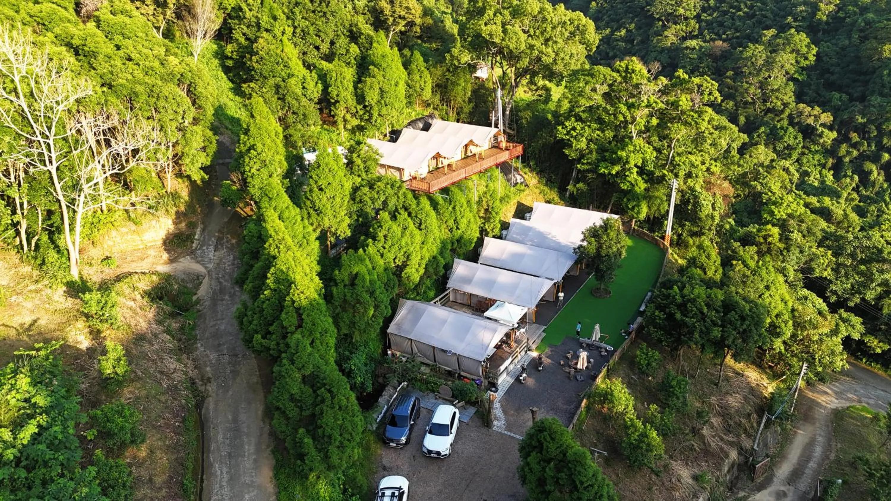 Property building in Grow Tree Glamping