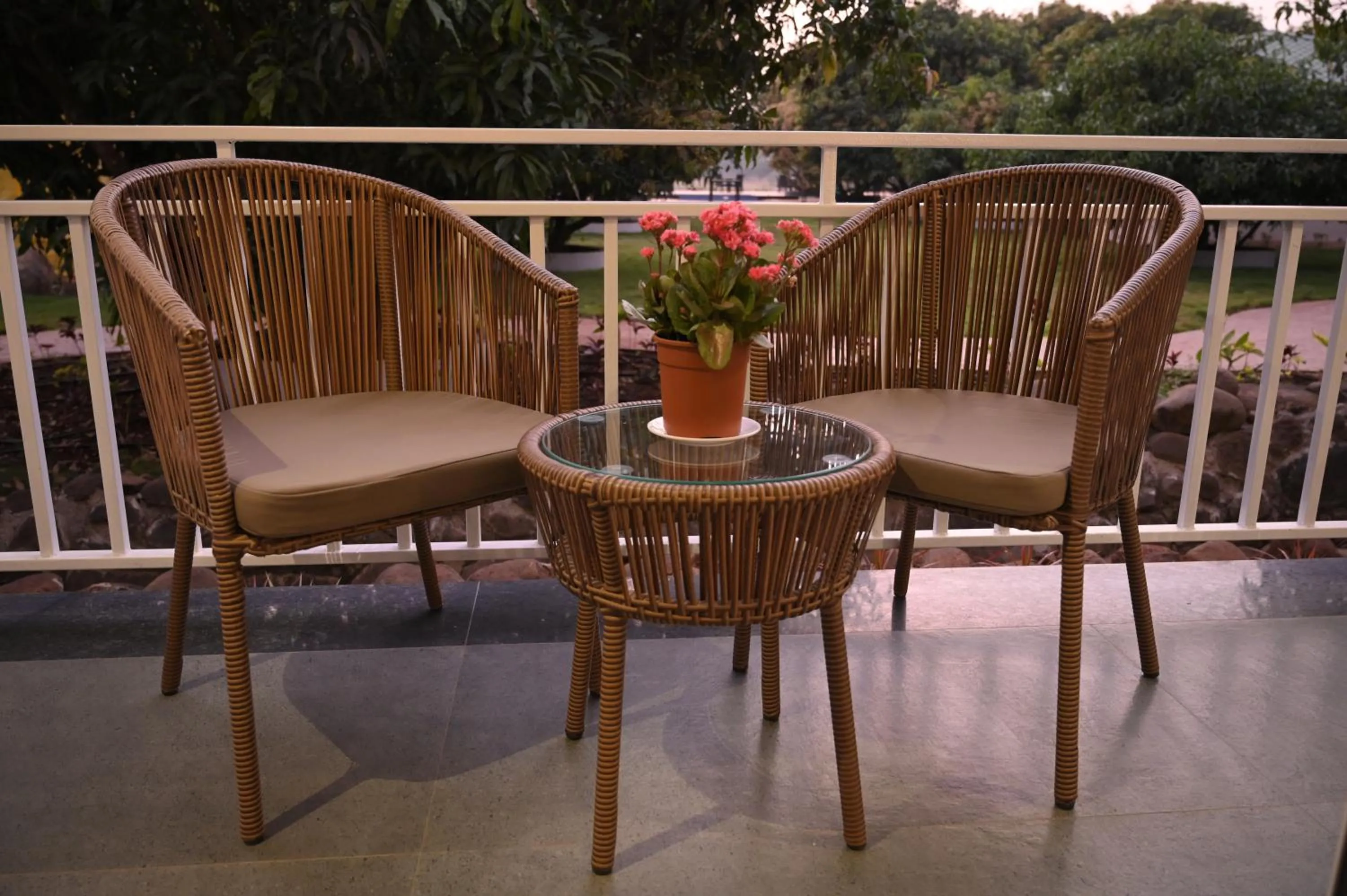 Balcony/Terrace in Mango Leaf Lake Resort
