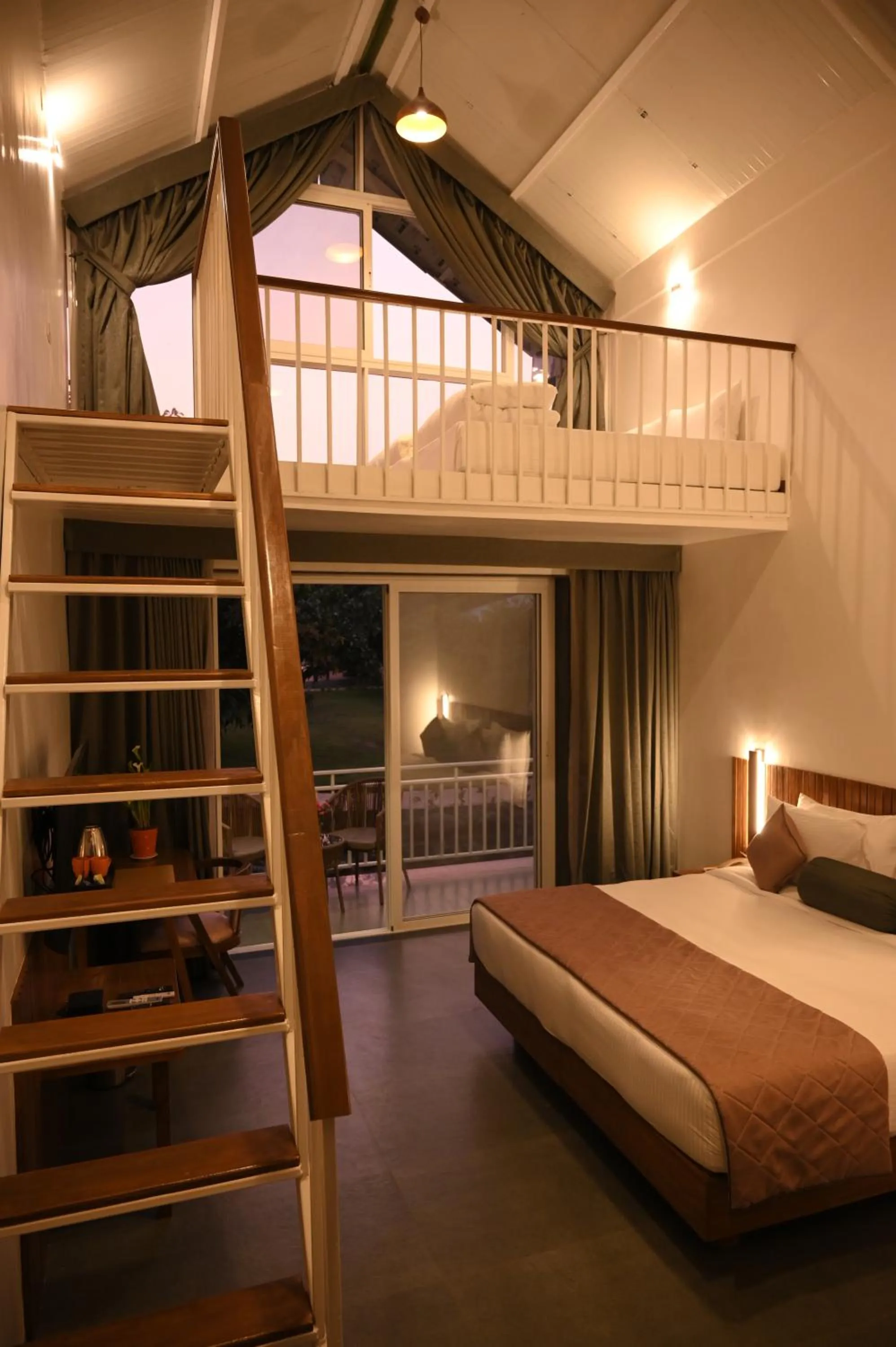 Photo of the whole room, Bed in Mango Leaf Lake Resort