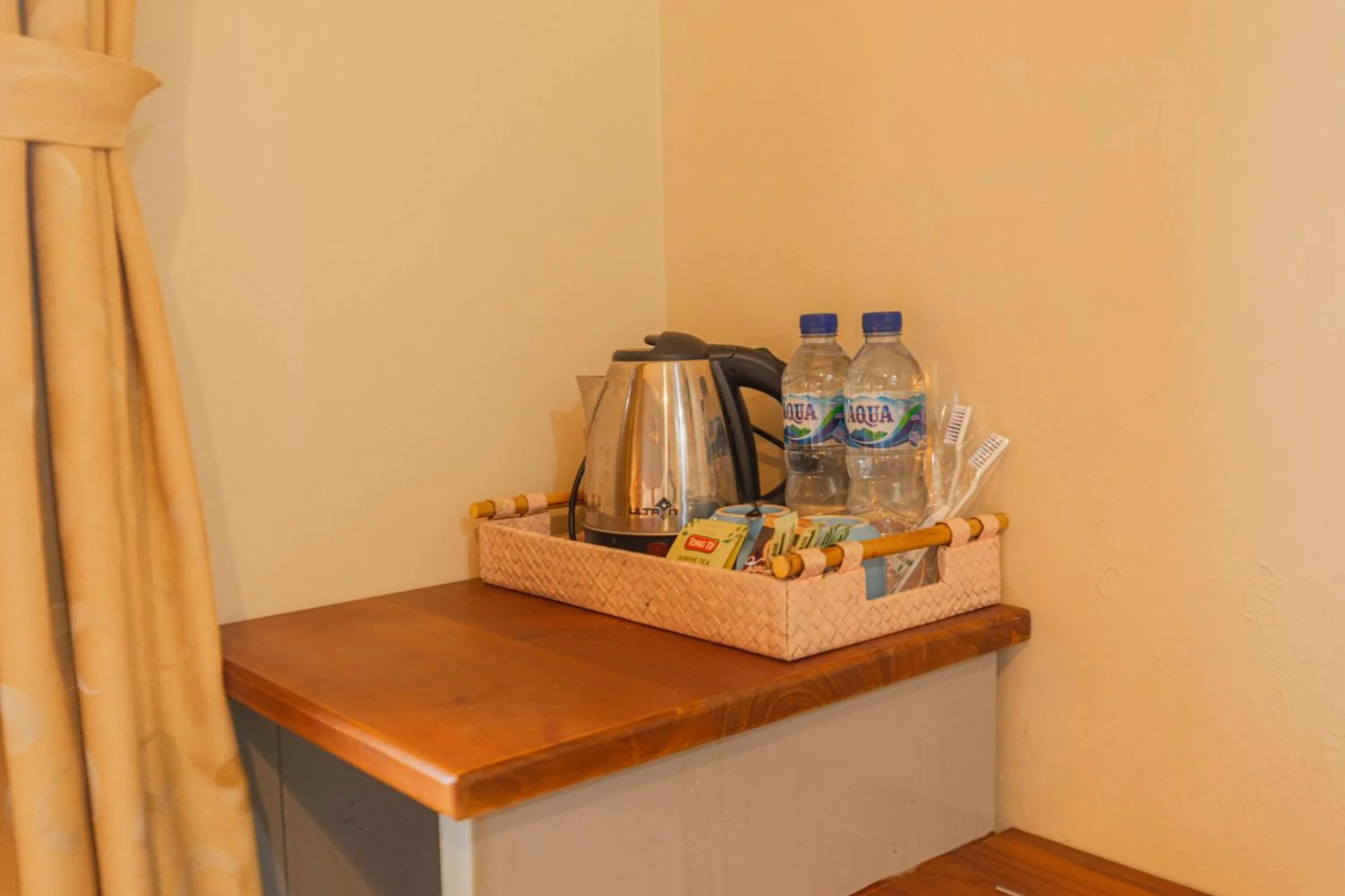 Coffee/tea facilities in Hotel Griya Katarina