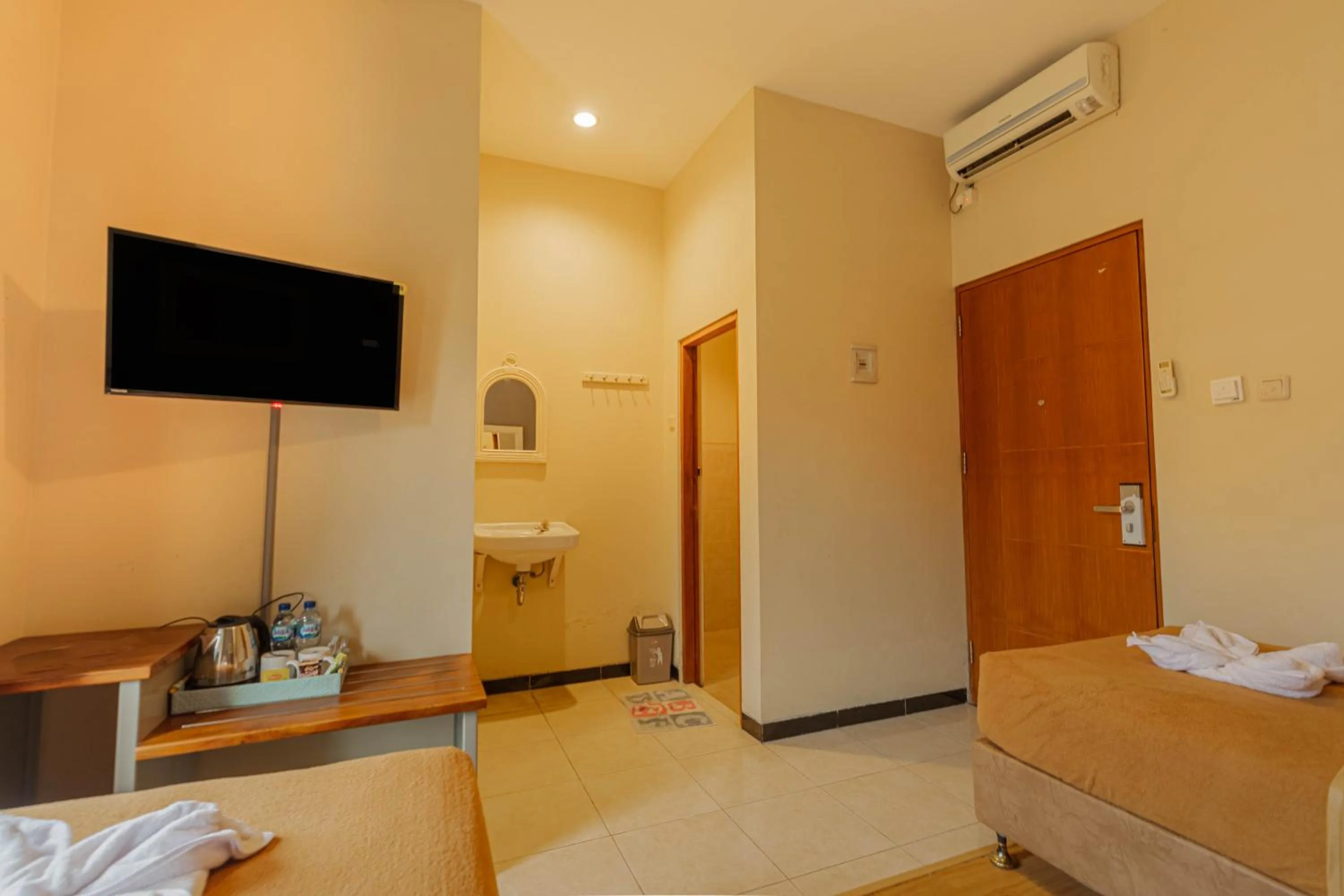 Bed in Hotel Griya Katarina