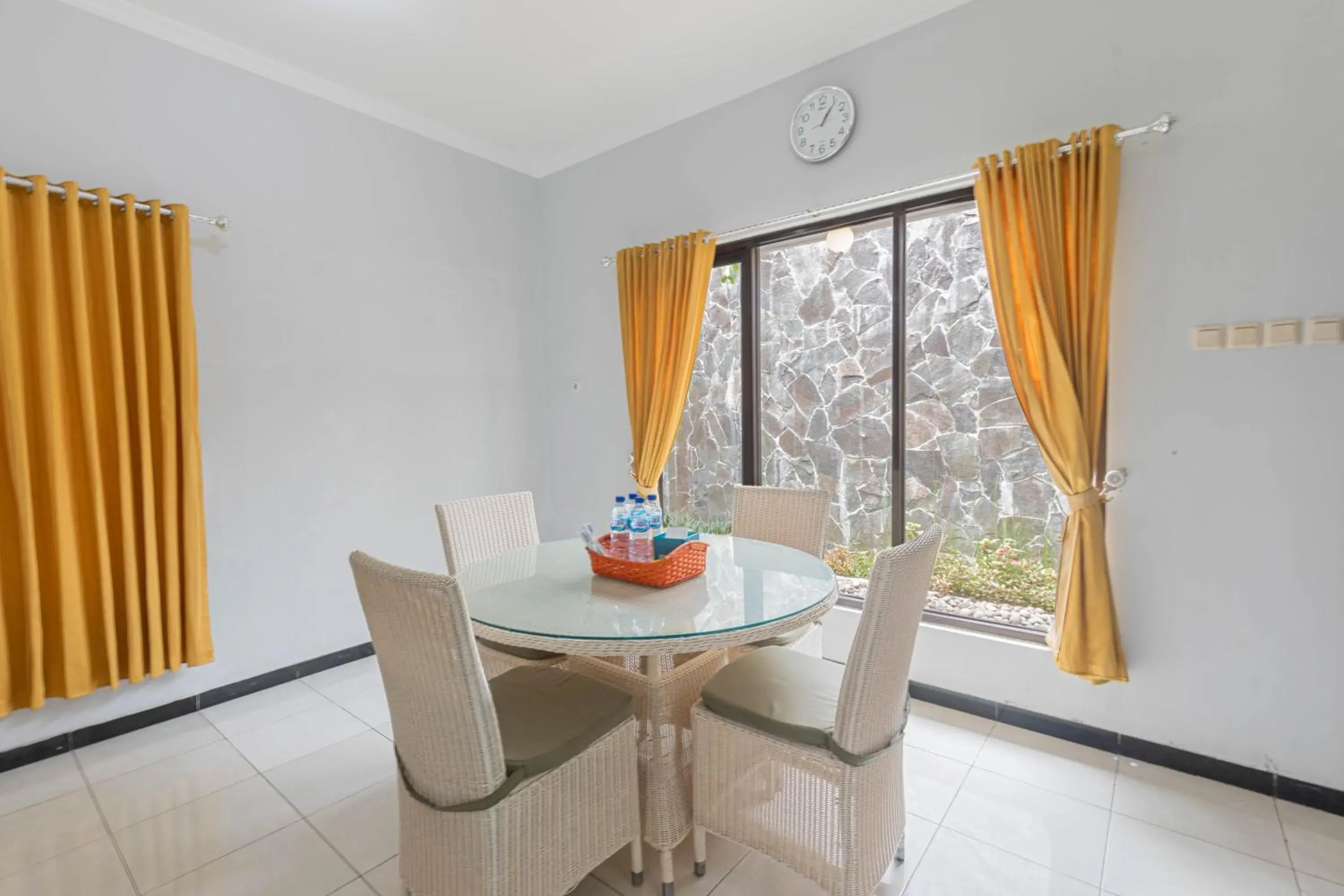 Living room in Hotel Griya Katarina Living room in Hotel Griya Katarina