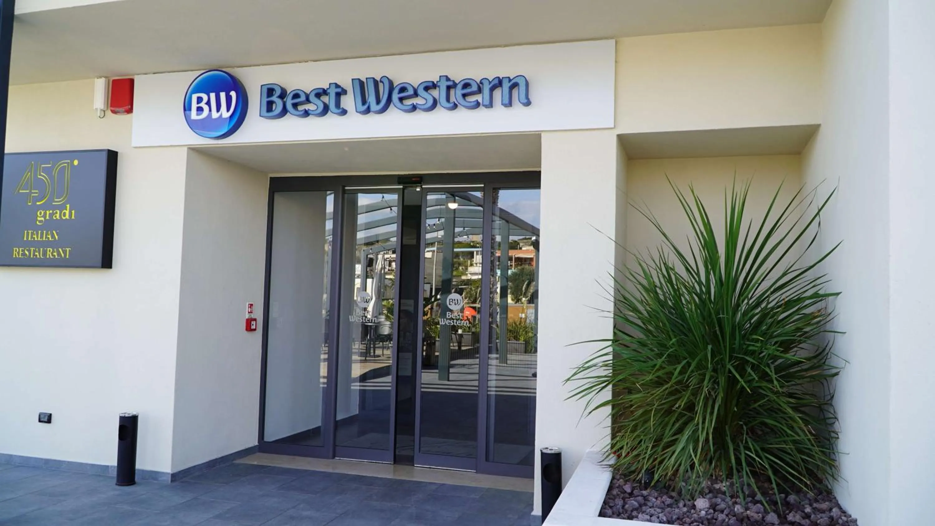 Property building in Best Western Hotel Massafra