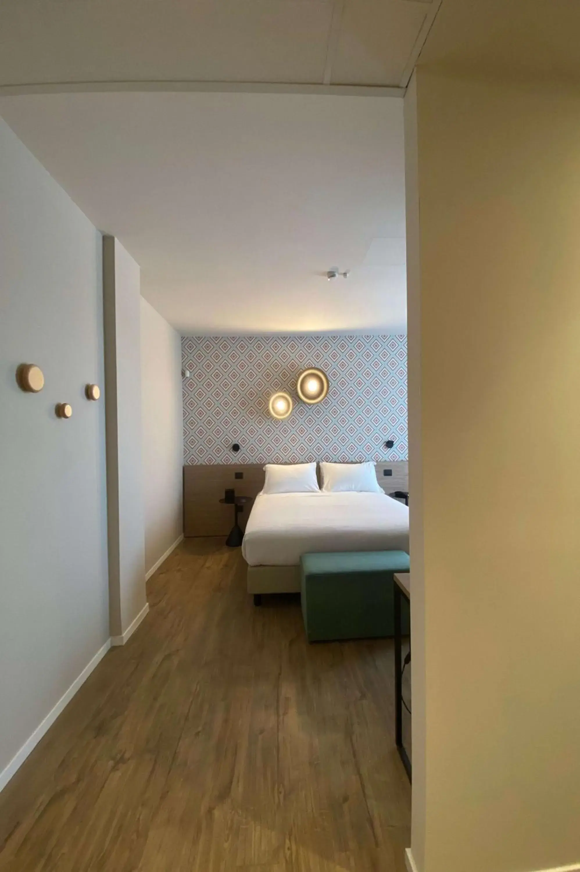 Two-Bedroom Superior Room with One King Bed and One Single Bed - Non-Smoking in Best Western Hotel Massafra Two-Bedroom Superior Room with One King Bed and One Single Bed - Non-Smoking in Best Western Hotel Massafra