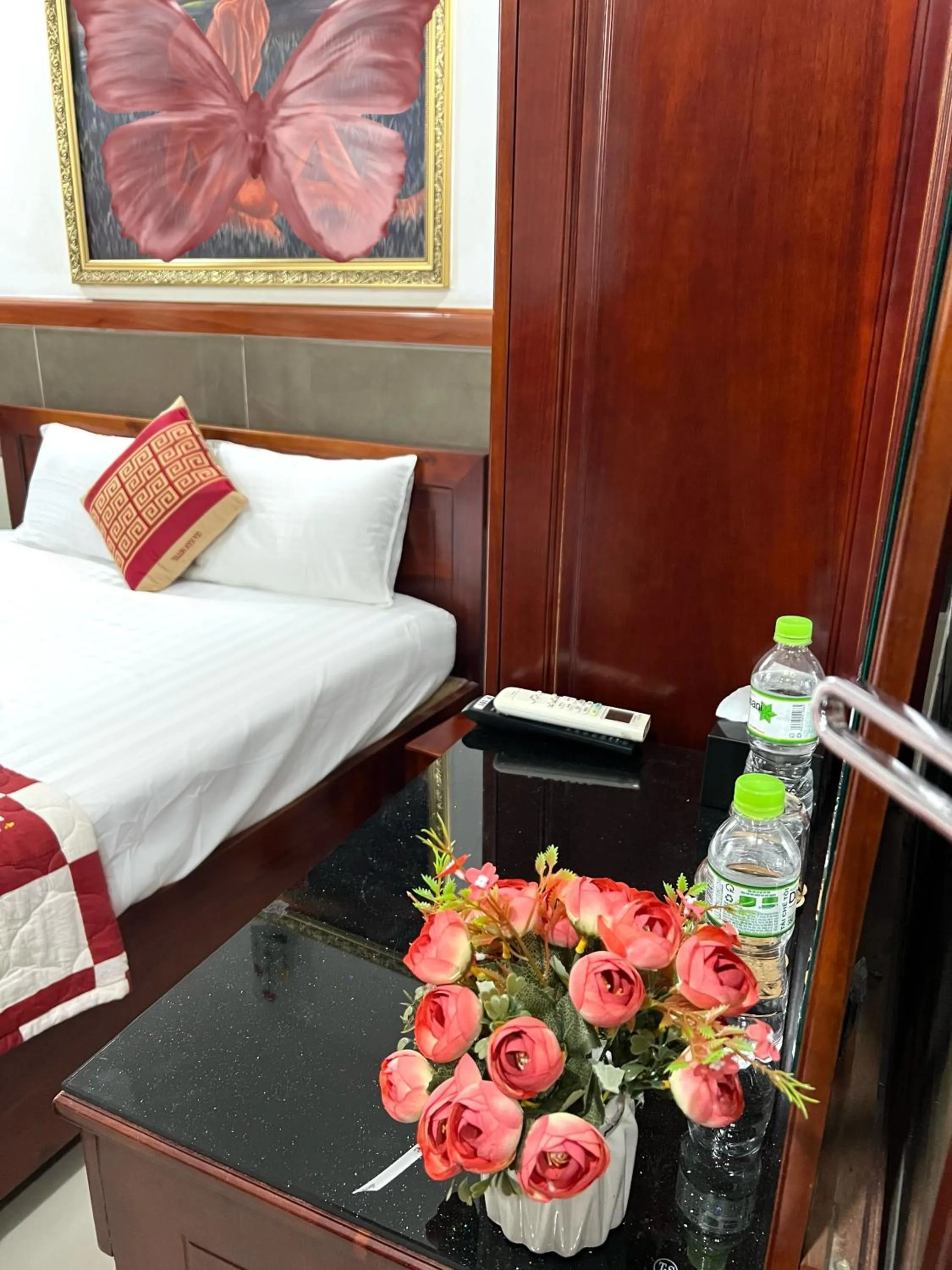Photo of the whole room, Bed in Gia Hân Hotel