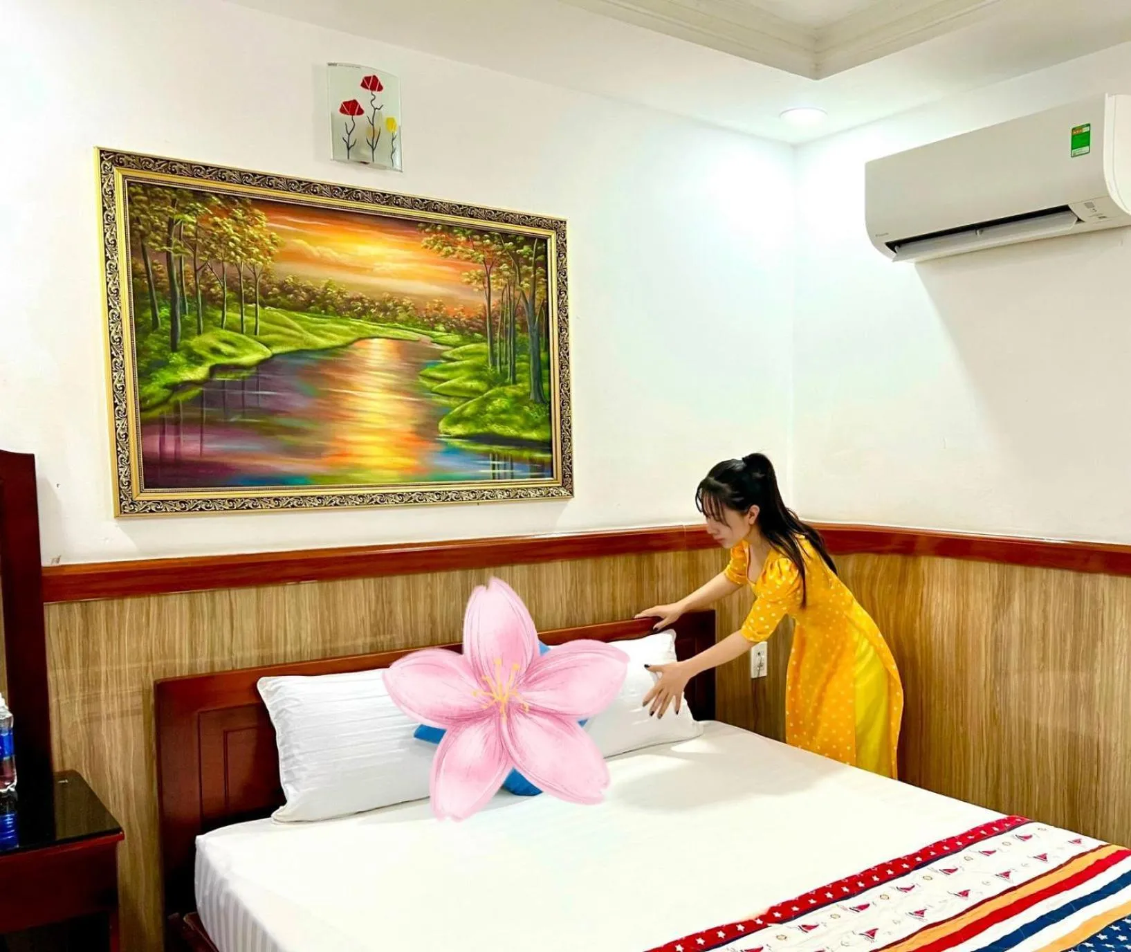 Decorative detail, Bed in Gia Hân Hotel