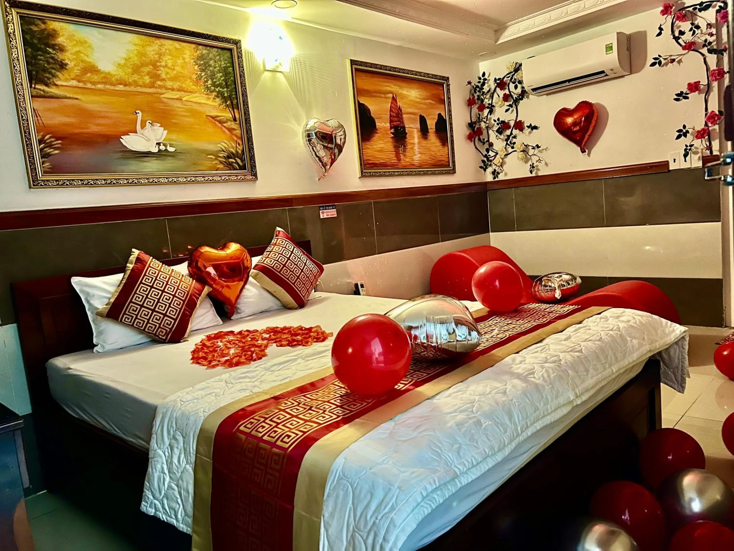 Decorative detail, Bed in Gia Hân Hotel