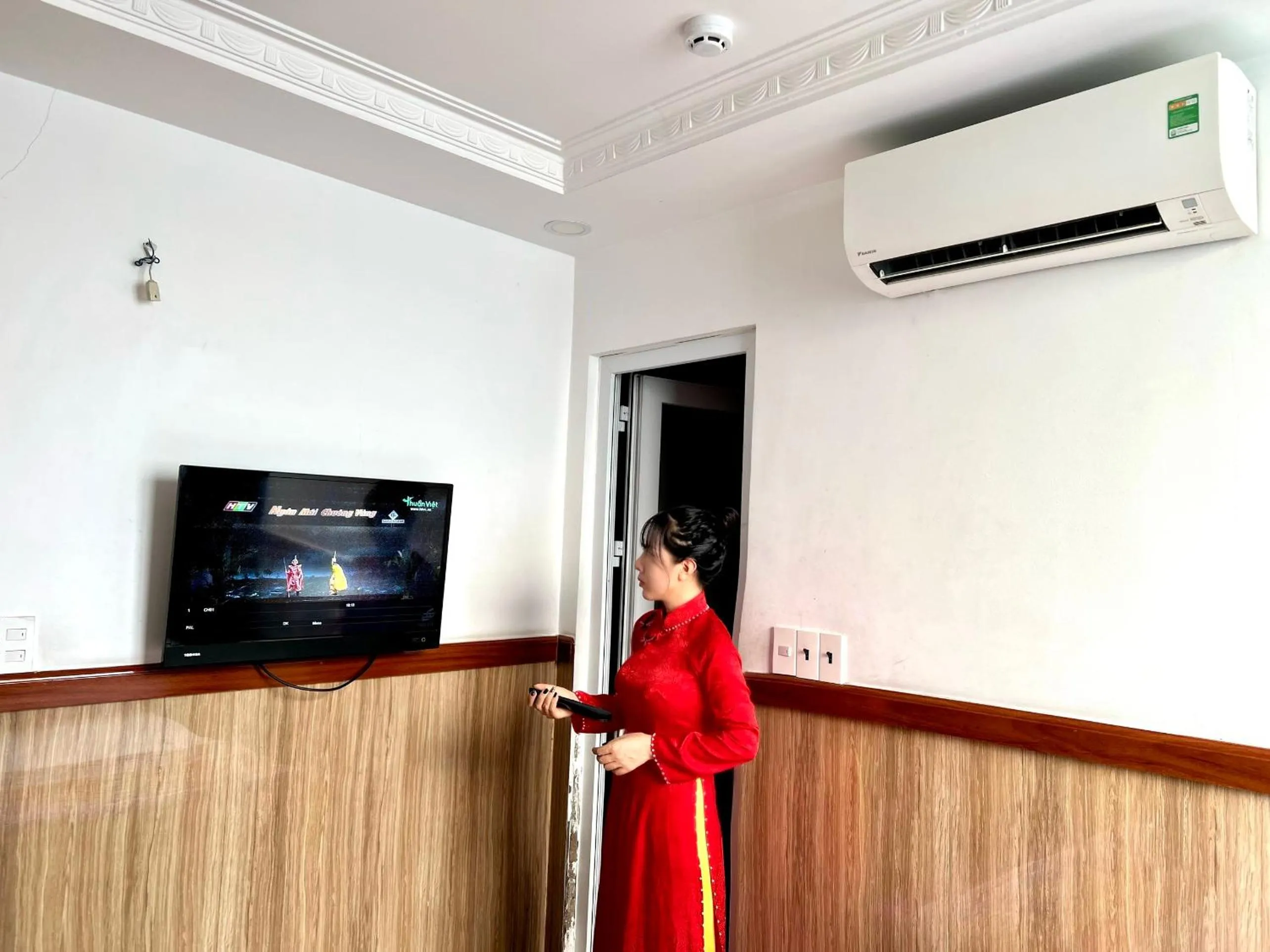 Communal lounge/ TV room in Gia Hân Hotel