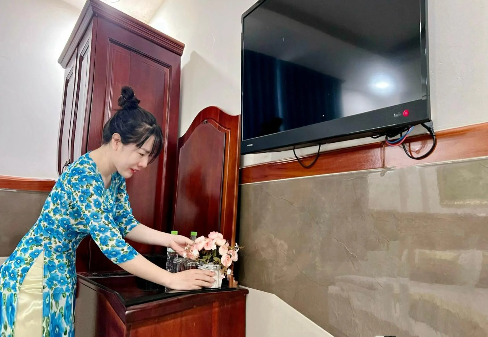 People in Gia Hân Hotel