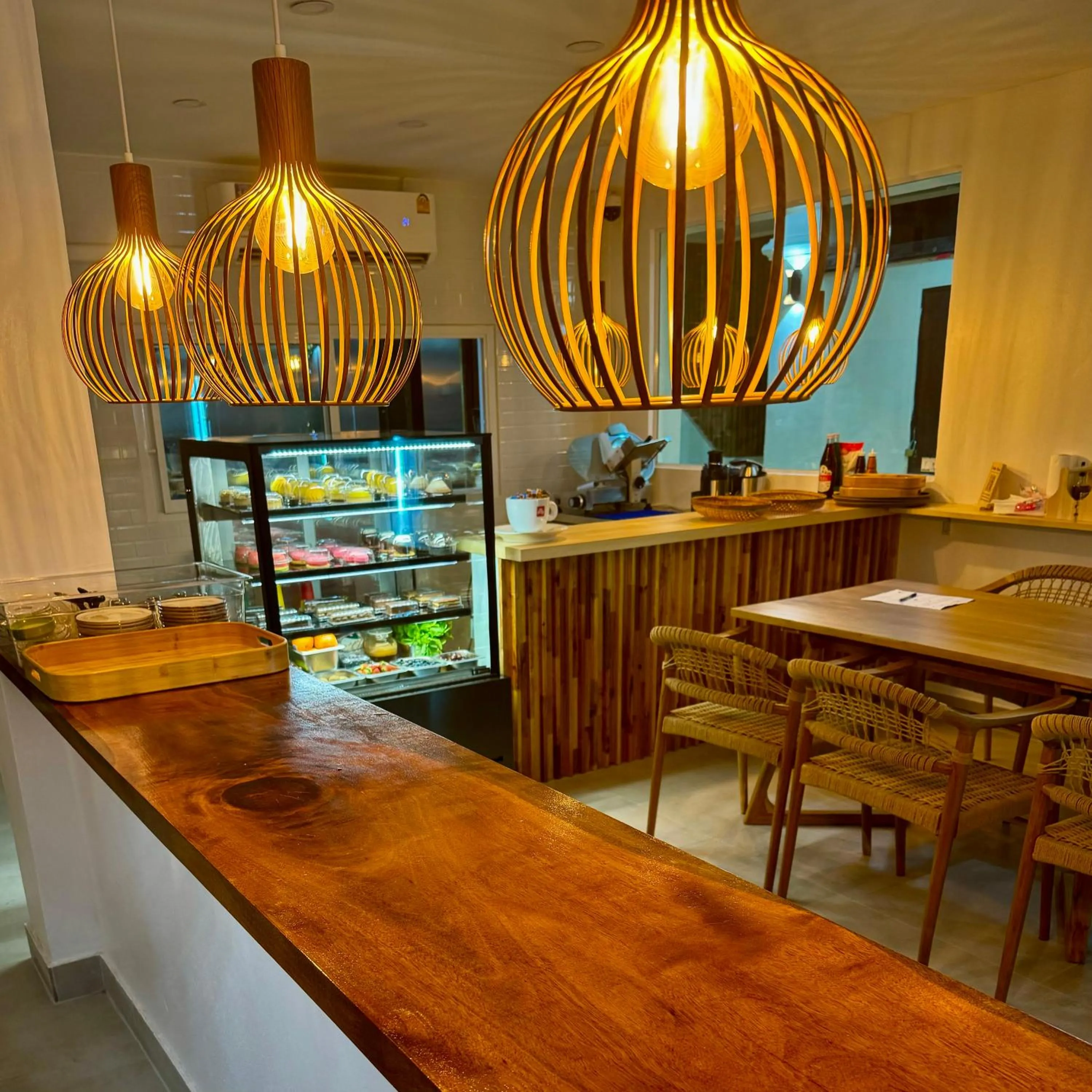 Restaurant/places to eat in L’Oasis Nanai