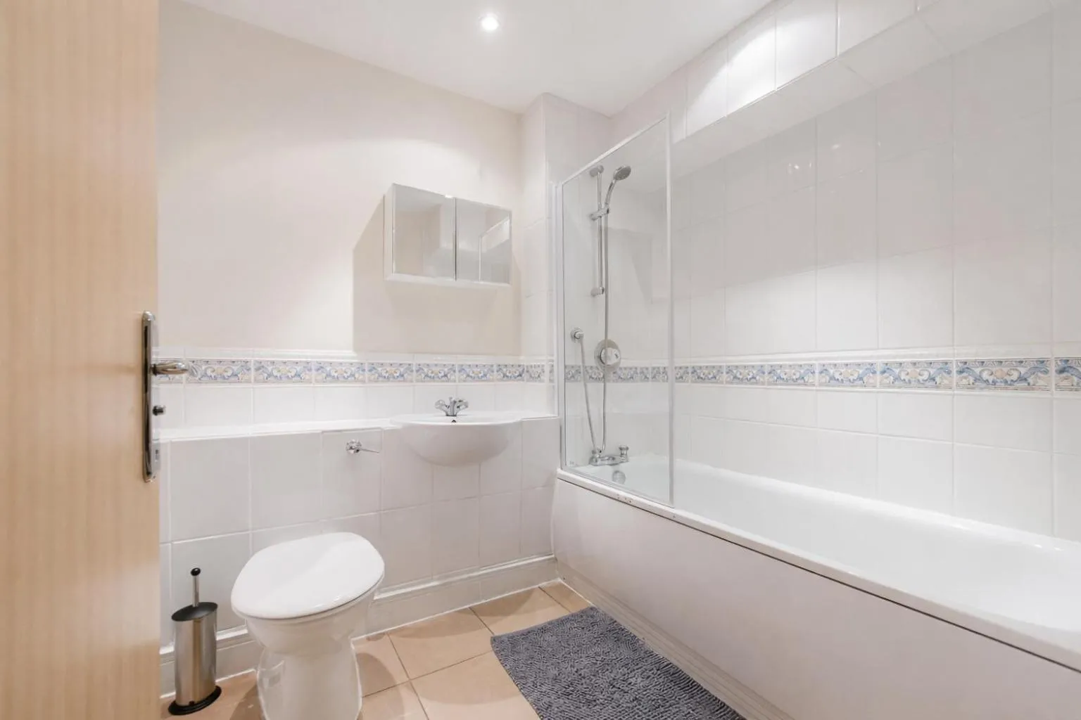Bathroom in Roomspace Serviced Apartments - Cascades Court