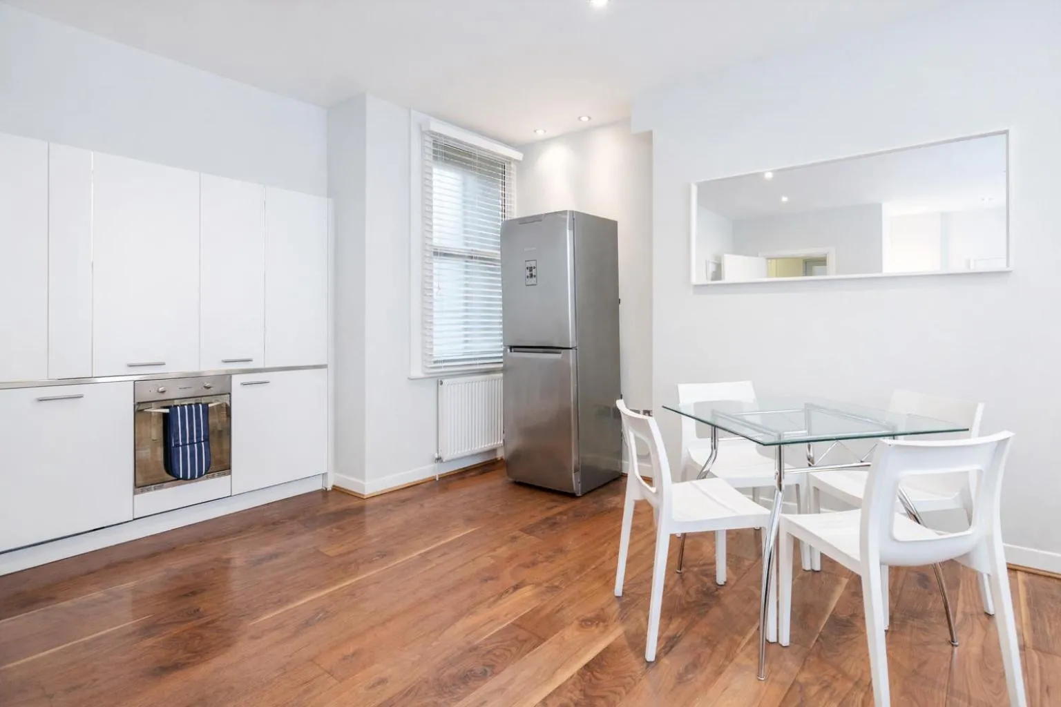 Roomspace Serviced Apartments - Sterling House
