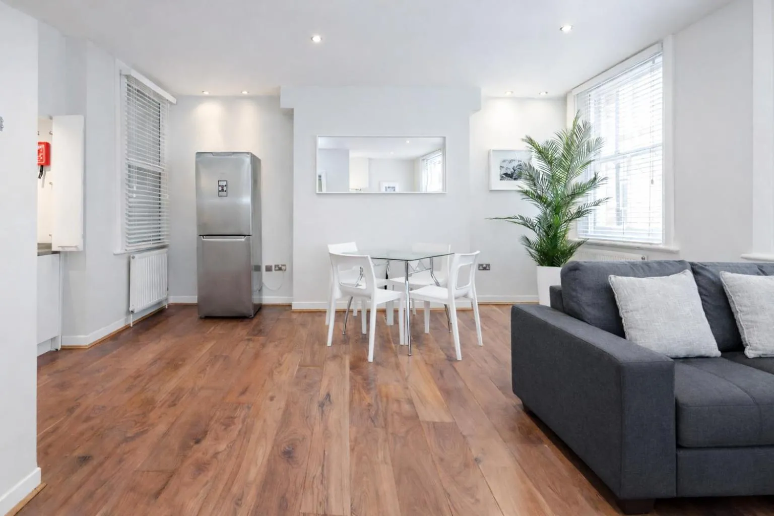 Roomspace Serviced Apartments - Sterling House