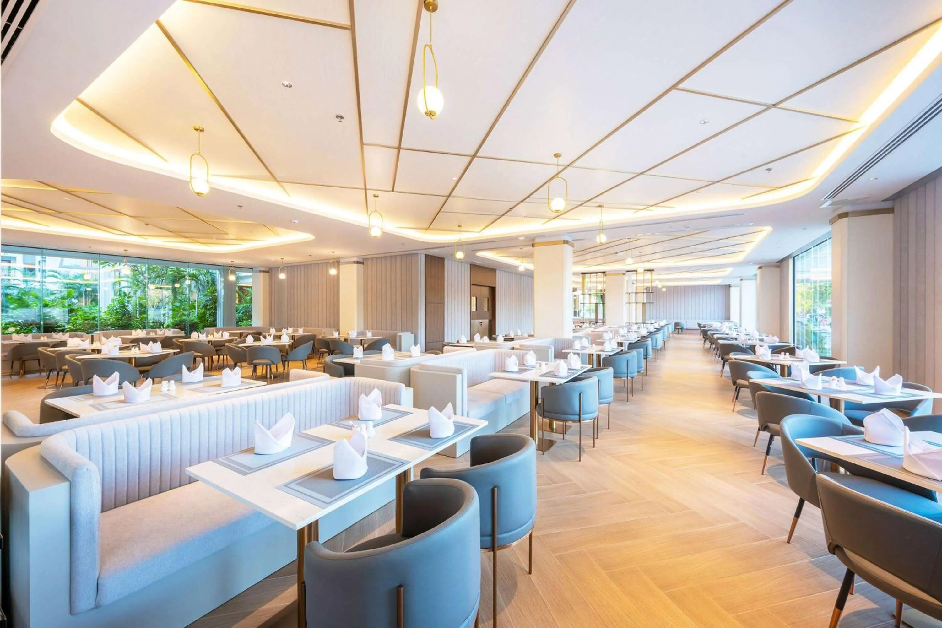 Restaurant/places to eat in Wyndham Jomtien Pattaya