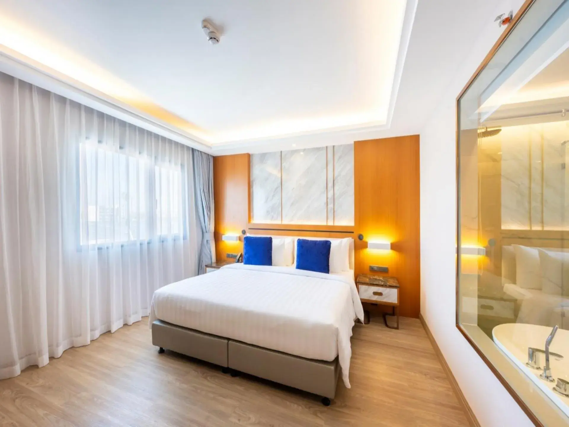 One-Bedroom Junior Suite in Wyndham Jomtien Pattaya One-Bedroom Junior Suite in Wyndham Jomtien Pattaya