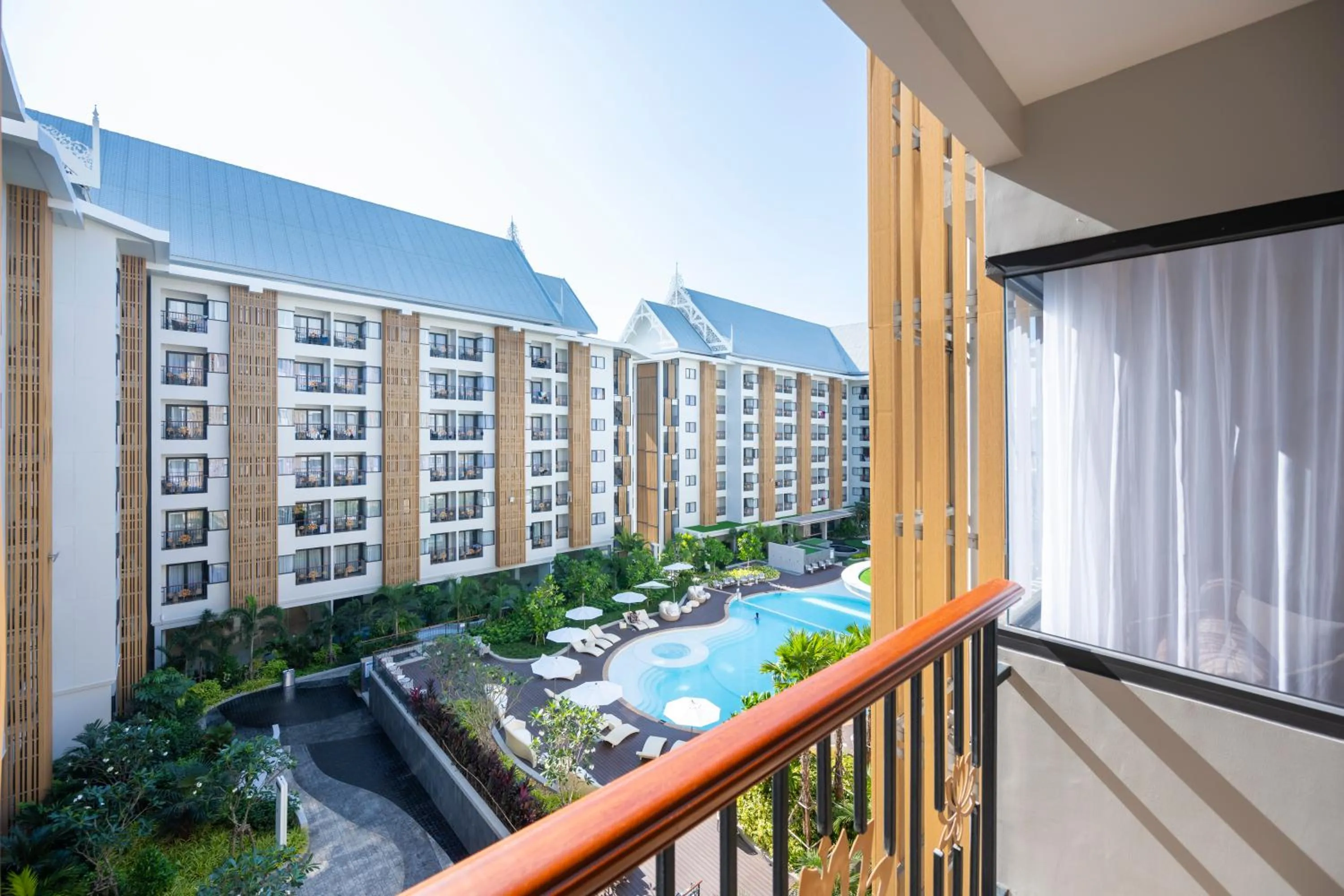 Pool view in Wyndham Jomtien Pattaya
