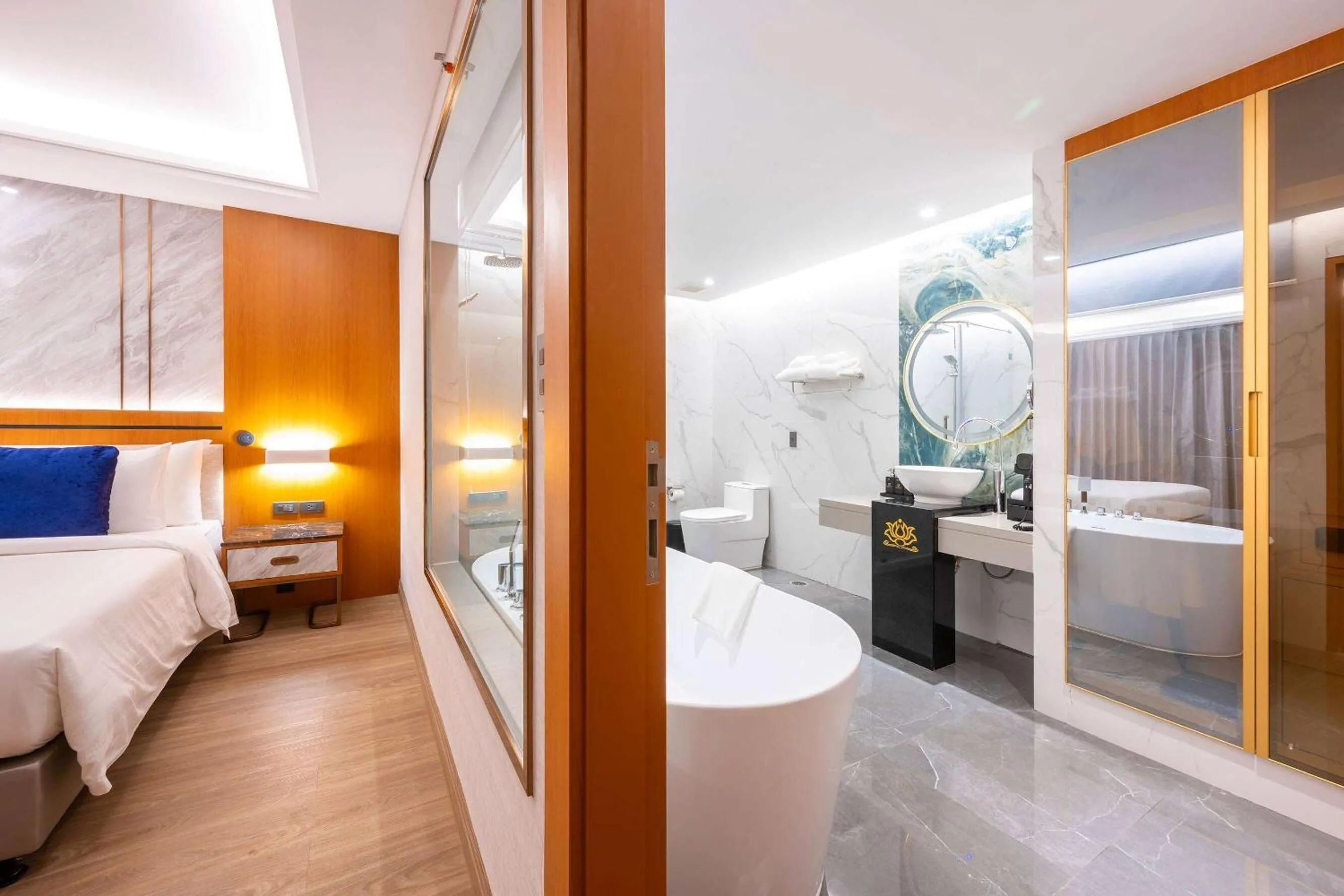 Photo of the whole room, Bed in Wyndham Jomtien Pattaya