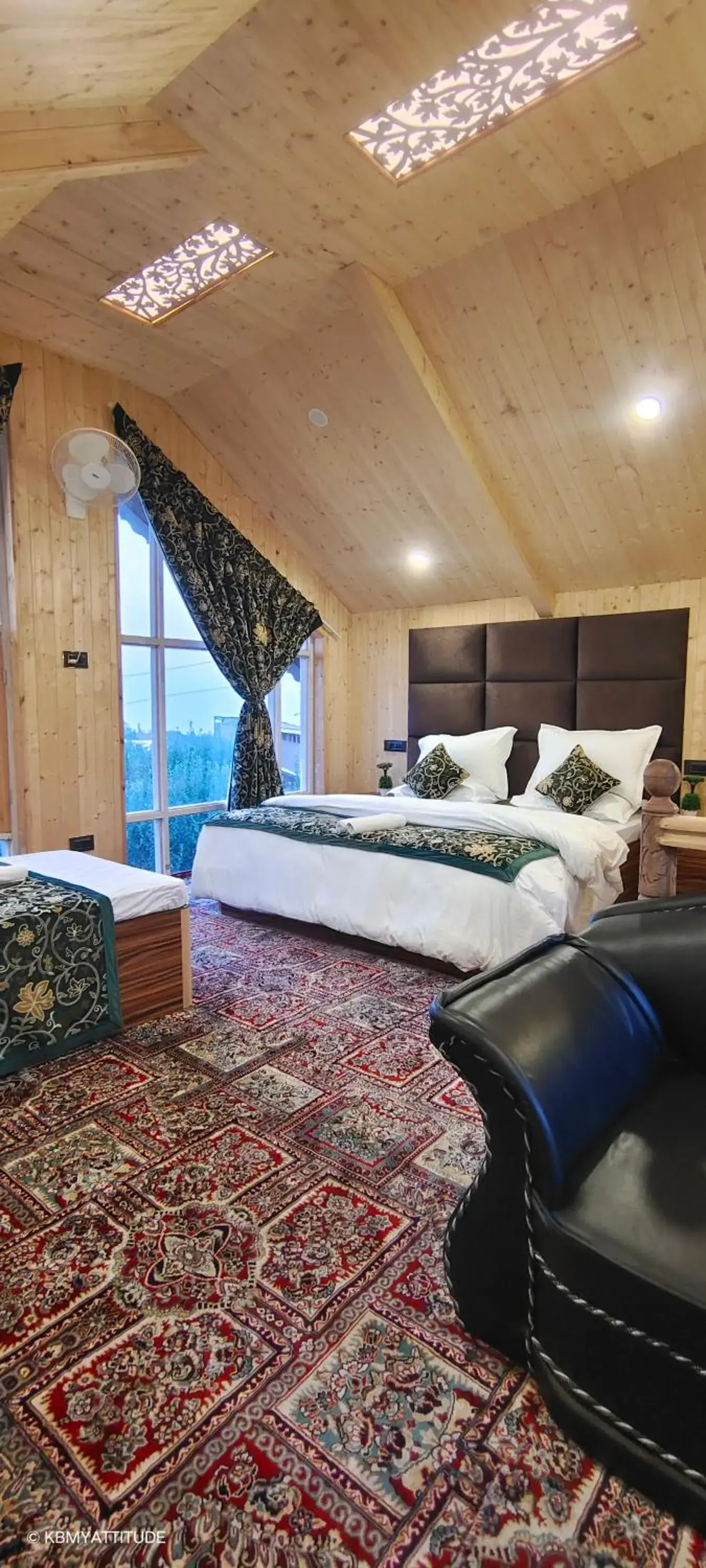 Bed in Countryside Cottage Gulmarg Bed in Countryside Cottage Gulmarg