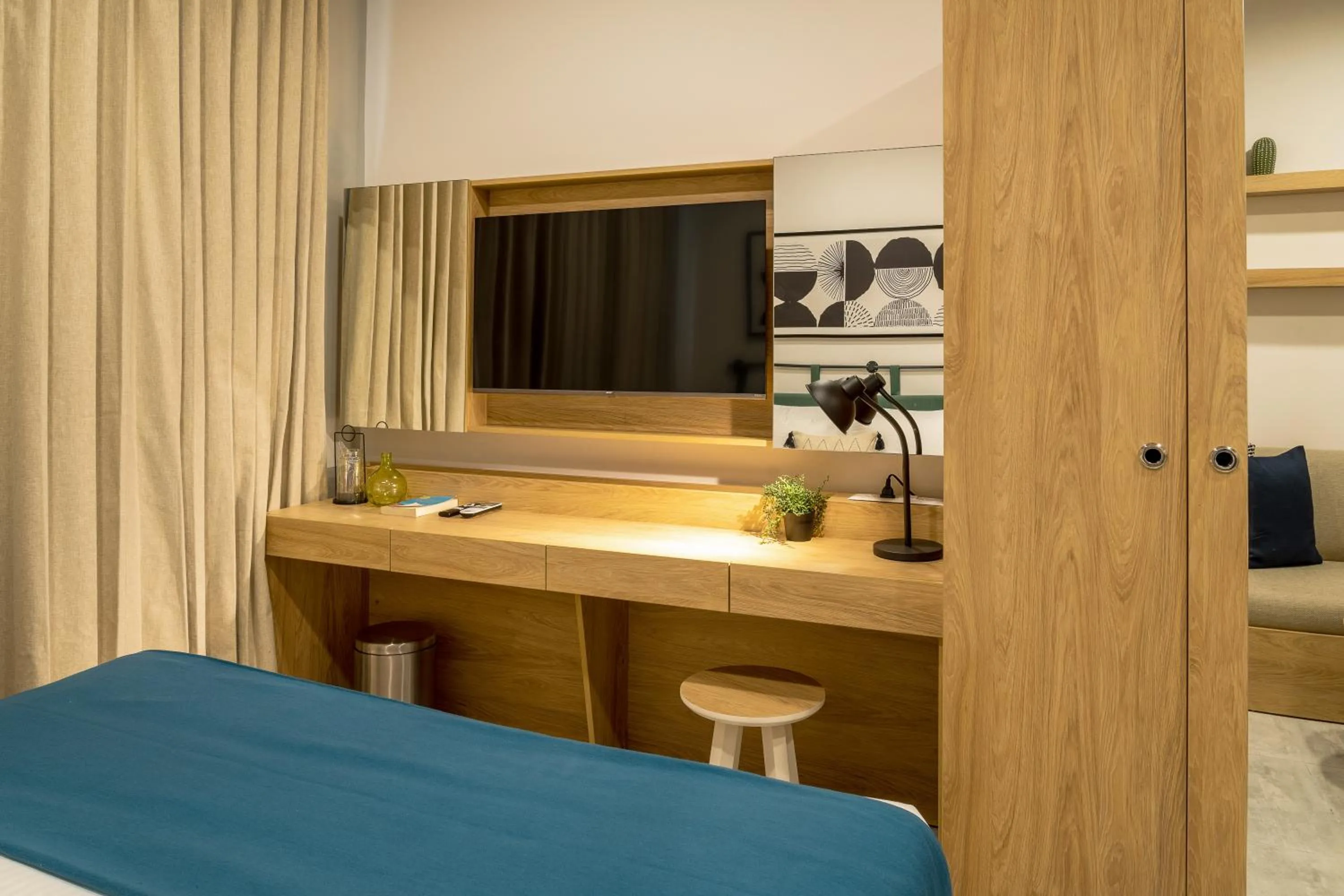 TV and multimedia, Bed in Olive Hotel Brookefield by Embassy Group