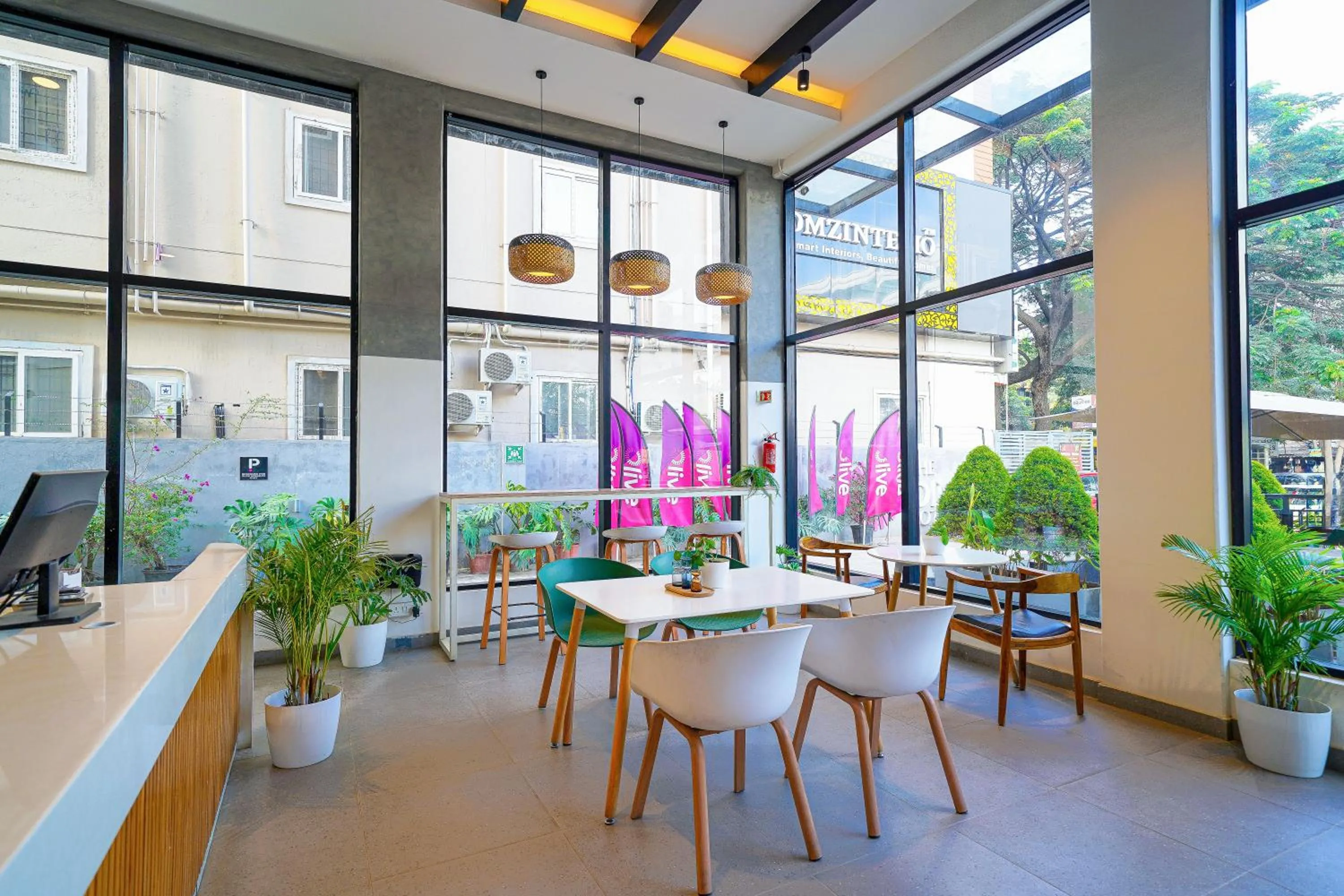 Lobby or reception in Olive Hotel Brookefield by Embassy Group