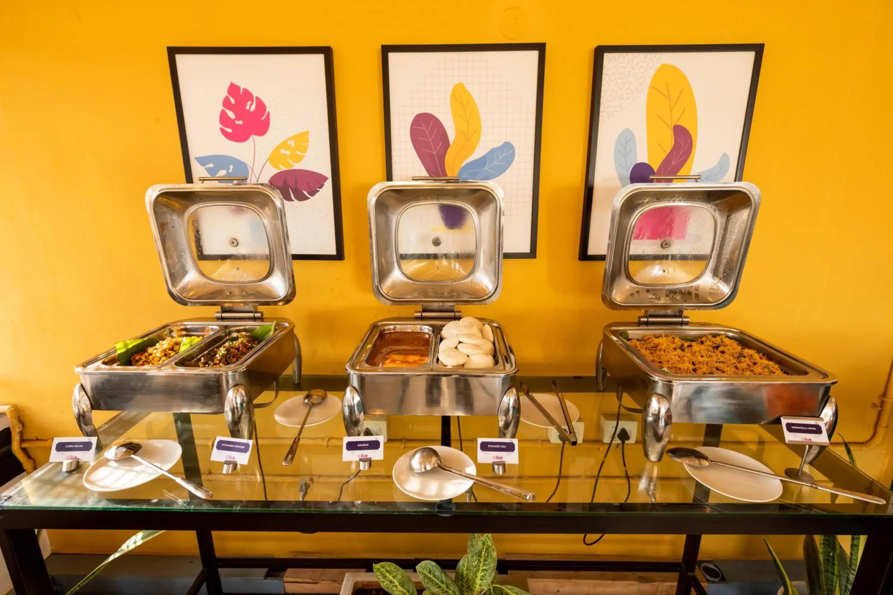 Breakfast in Olive Hotel Brookefield by Embassy Group Breakfast in Olive Hotel Brookefield by Embassy Group