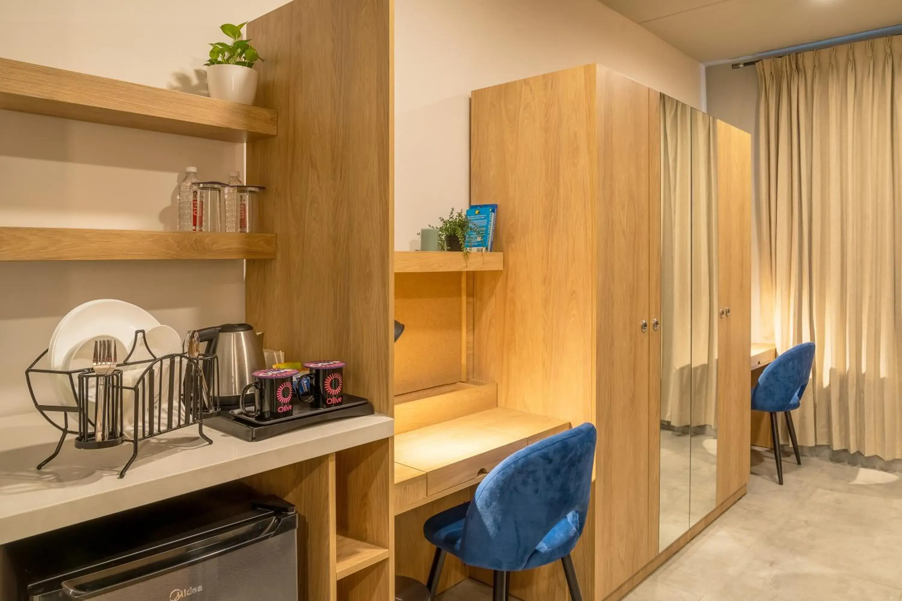 Seating area in Olive Hotel Brookefield by Embassy Group Seating area in Olive Hotel Brookefield by Embassy Group