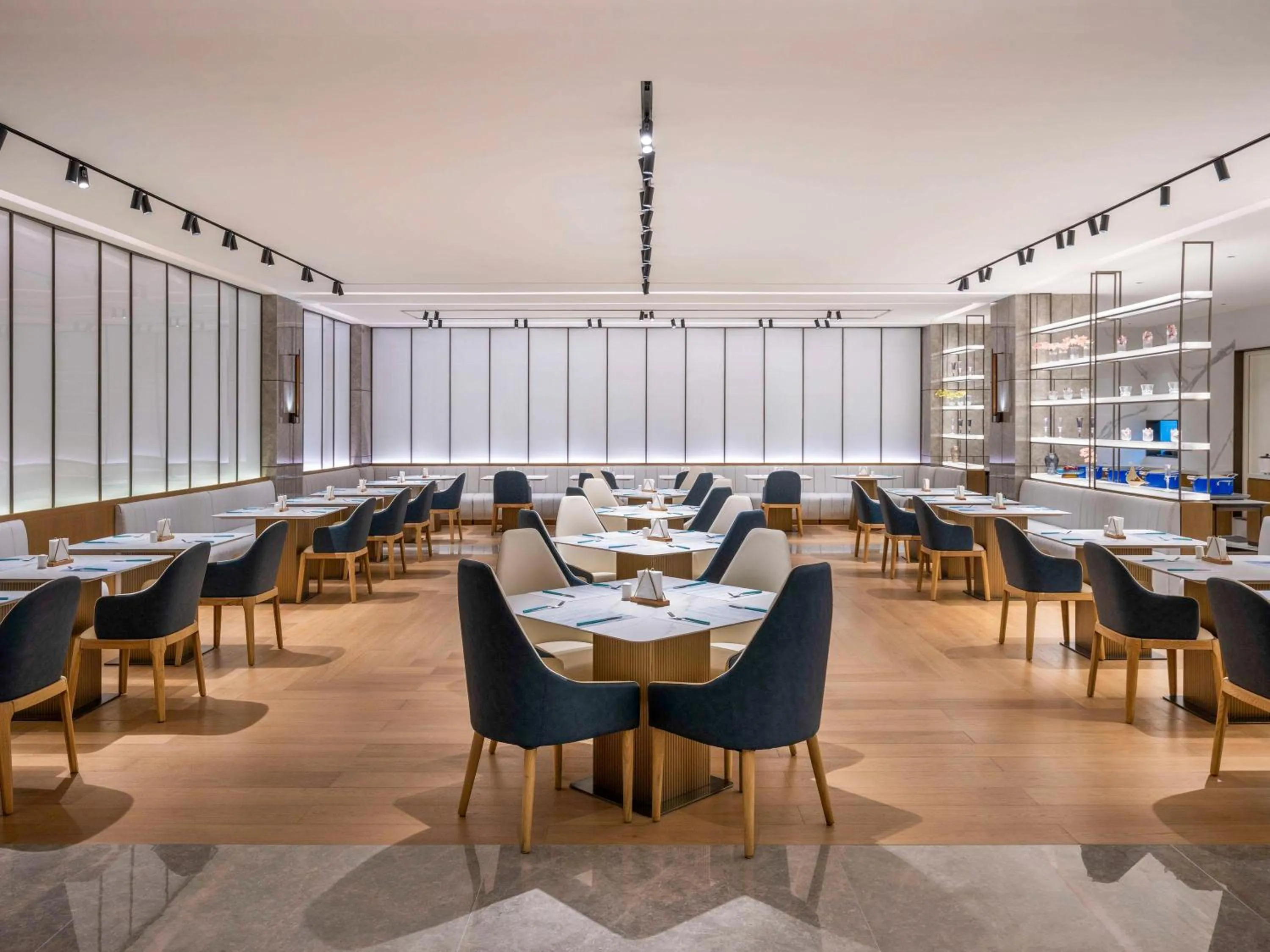 Restaurant/places to eat in DoubleTree by Hilton Shanghai Jing'an