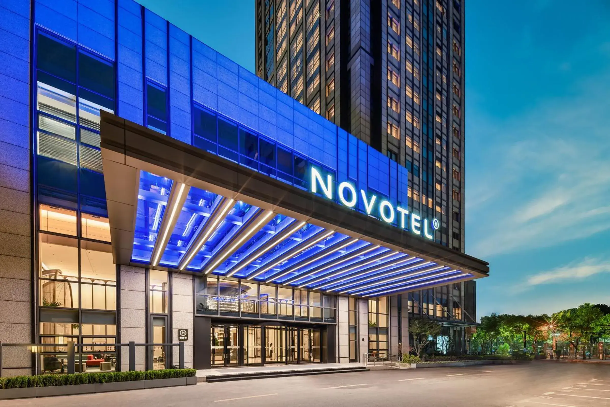 Property building in DoubleTree by Hilton Shanghai Jing'an Property building in DoubleTree by Hilton Shanghai Jing'an