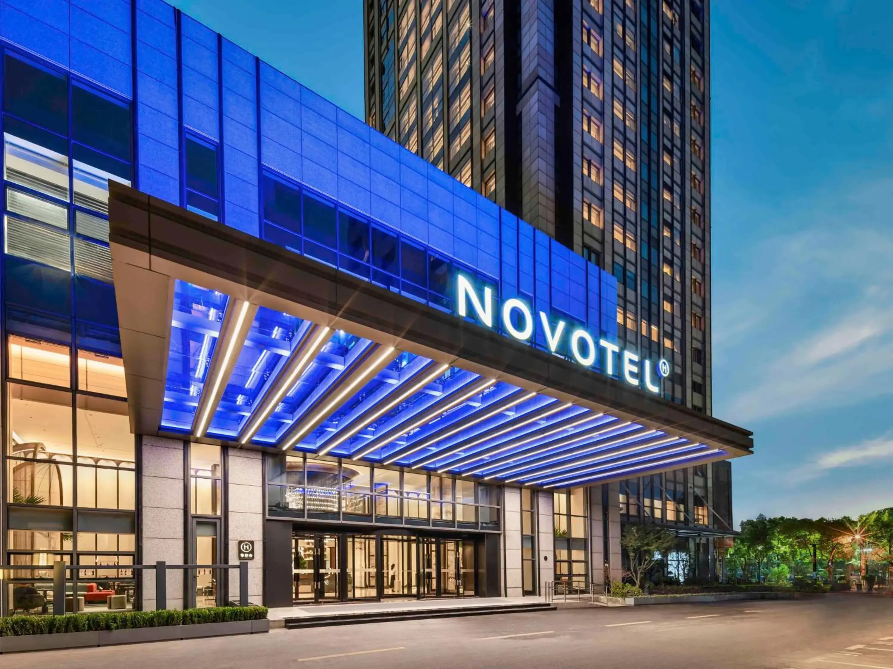 Property building in DoubleTree by Hilton Shanghai Jing'an Property building in DoubleTree by Hilton Shanghai Jing'an
