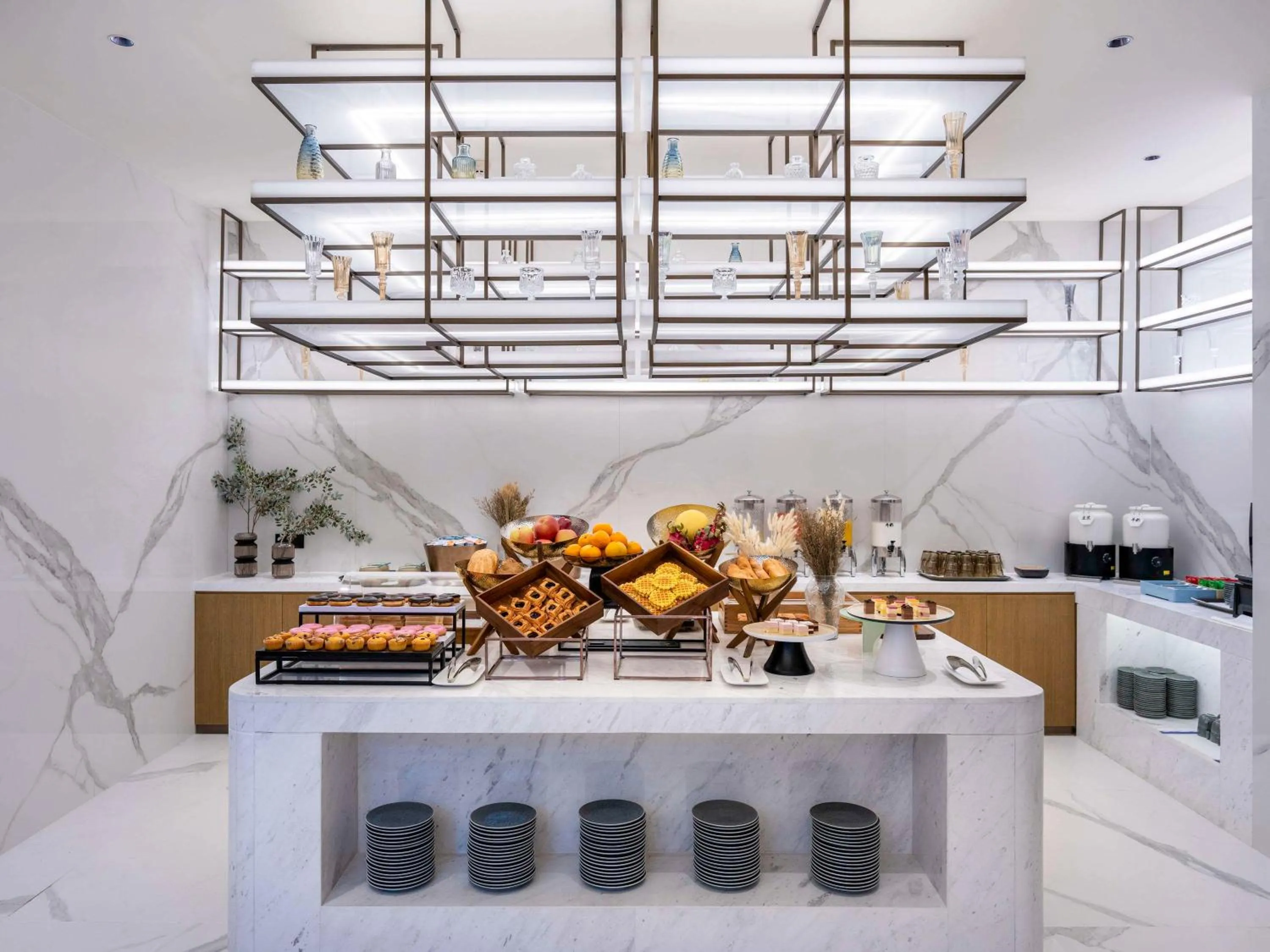 Restaurant/places to eat in DoubleTree by Hilton Shanghai Jing'an