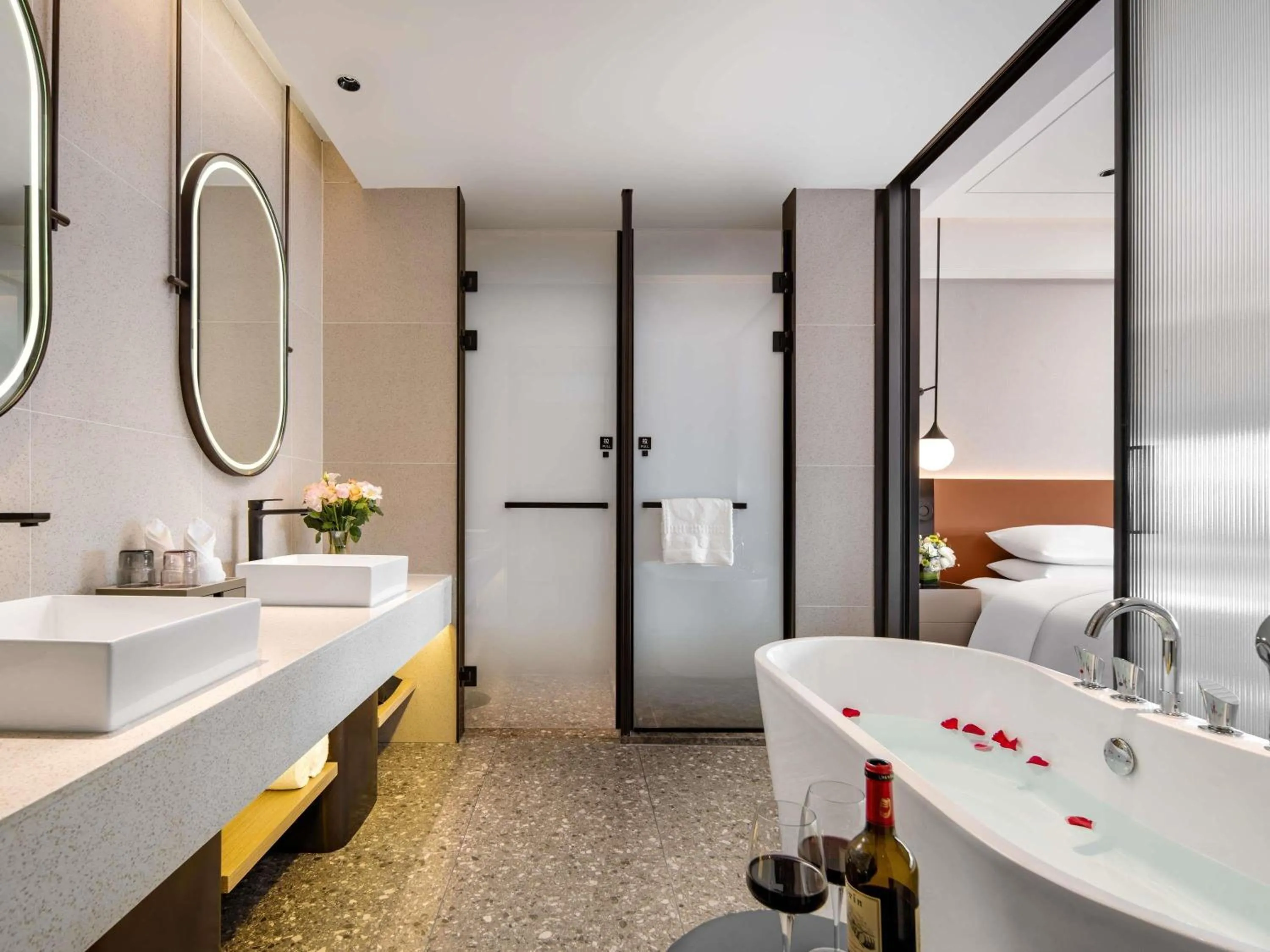 Bedroom in Novotel Nantong Center