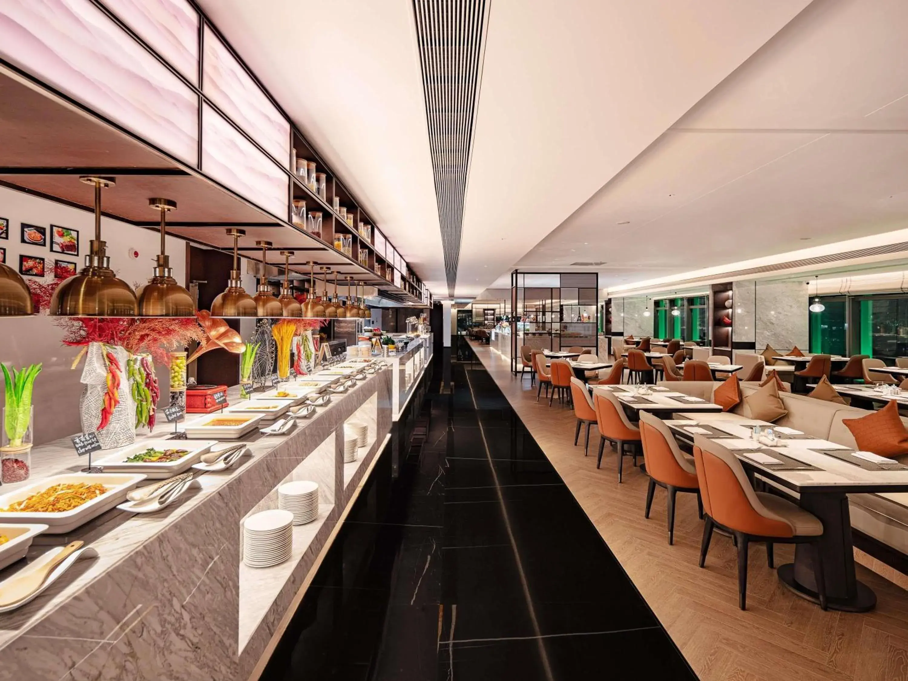 Restaurant/places to eat in Grand Mercure Shenzhen Guangming Restaurant/places to eat in Grand Mercure Shenzhen Guangming