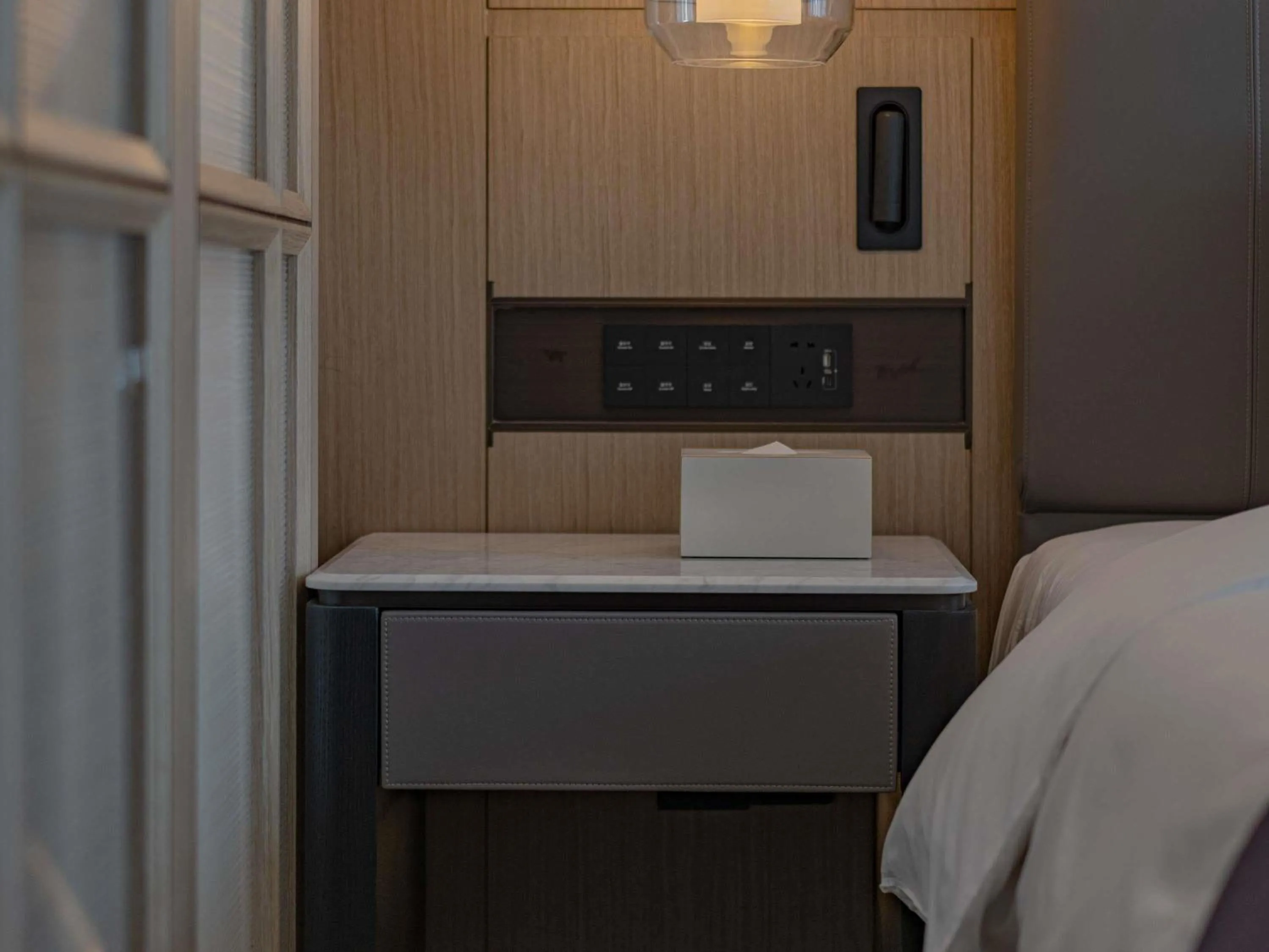 Bedroom, Bed in Grand Mercure Shenzhen Guangming