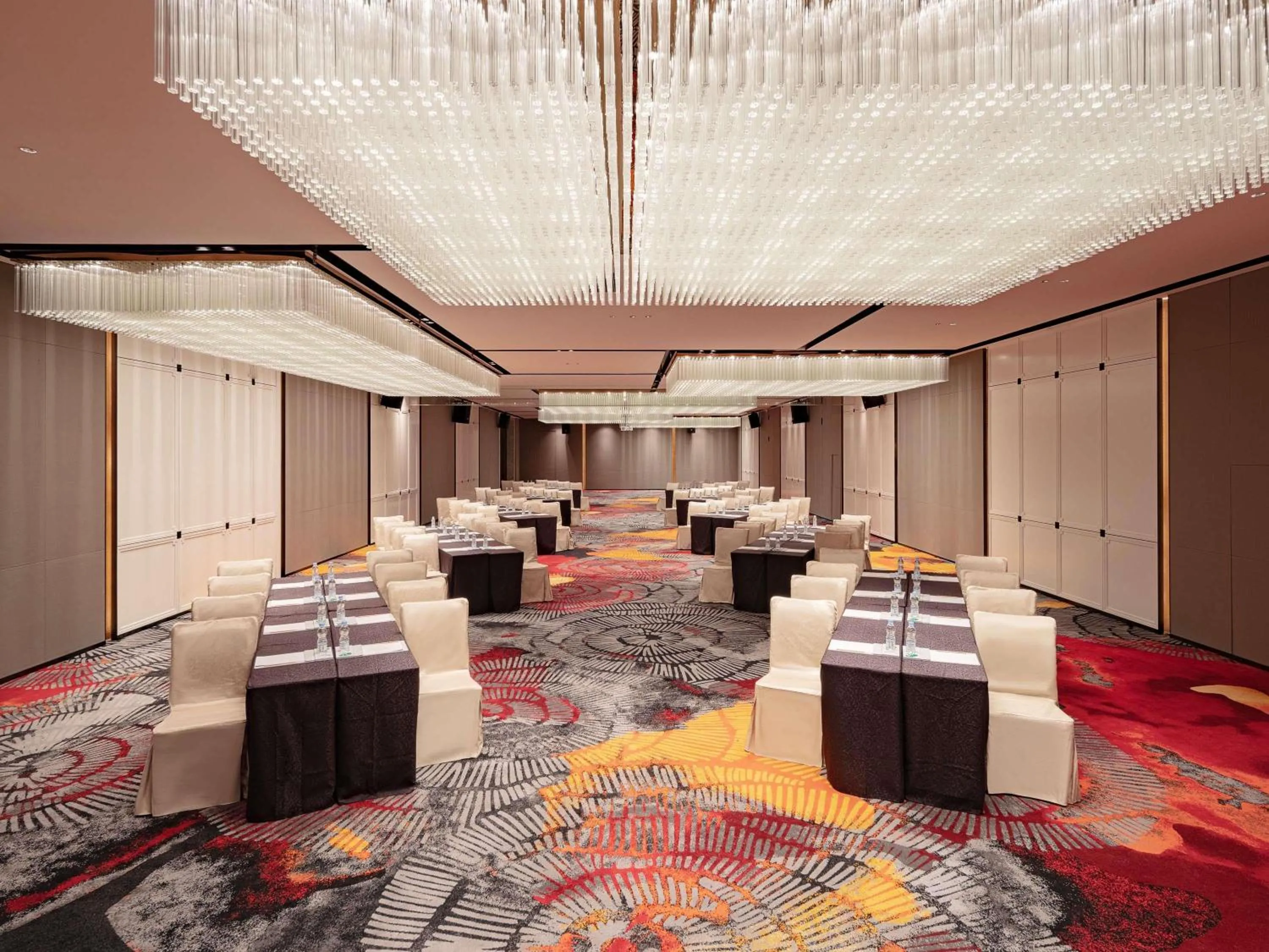 Meeting/conference room in Grand Mercure Shenzhen Guangming